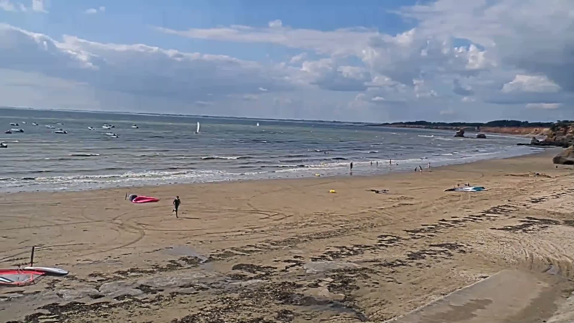 Pénestin, Plage de Betahon Beach Live Cam - Vannes, Morbihan, Bretagne, France