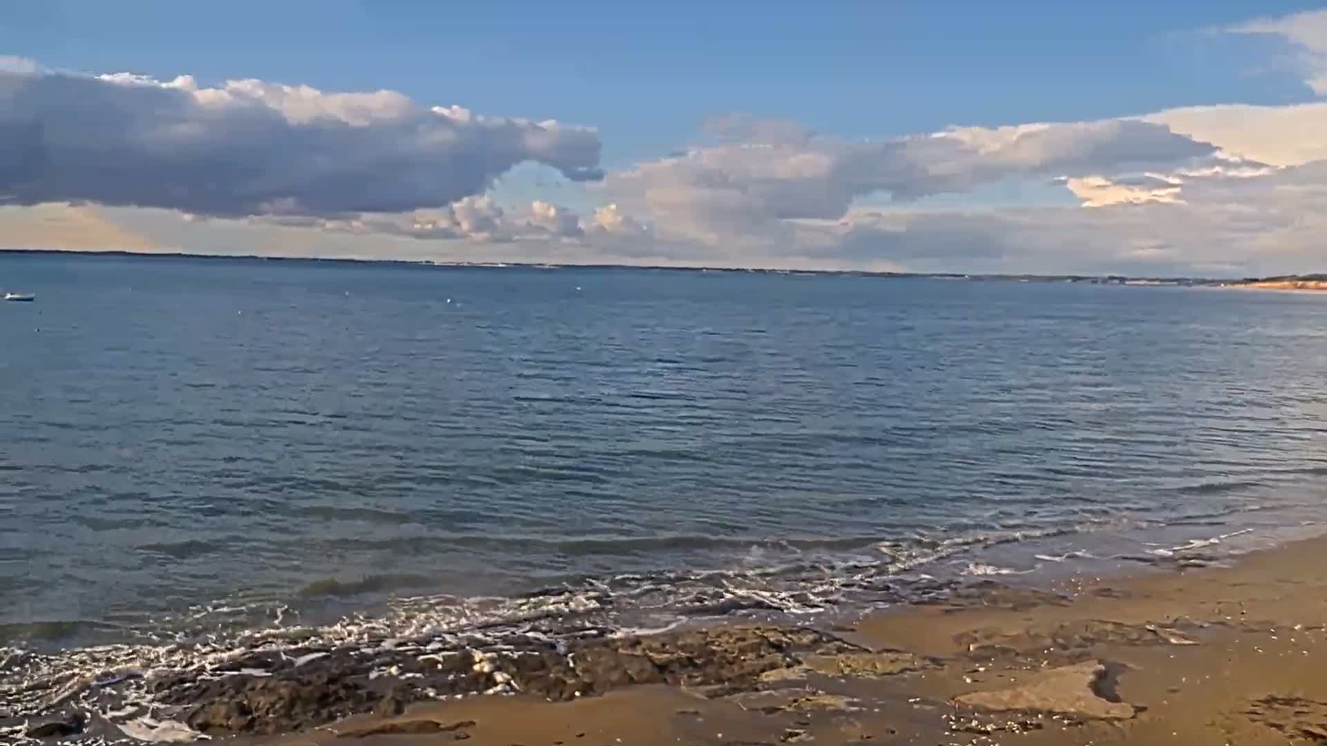 Pénestin, Plage de Betahon Beach Live Cam - Vannes, Morbihan, Bretagne, France