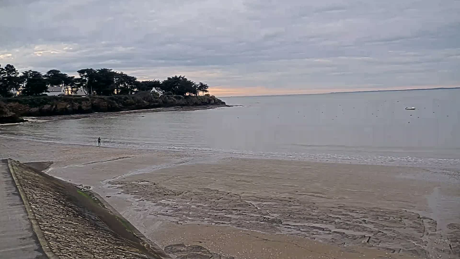 Pénestin, Plage de Betahon Beach Live Cam - Vannes, Morbihan, Bretagne, France