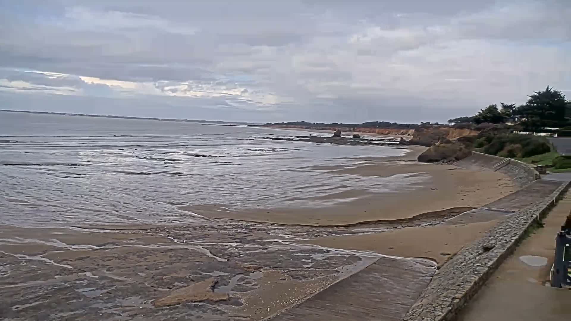 Pénestin, Plage de Betahon Beach Live Cam - Vannes, Morbihan, Bretagne, France
