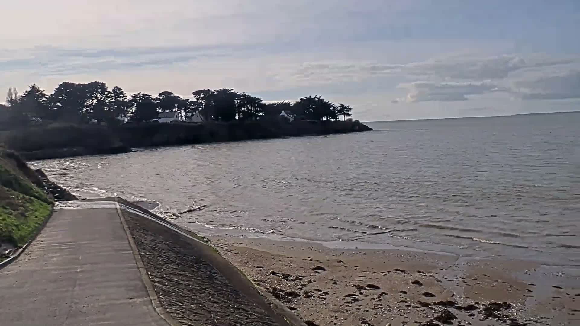 Pénestin, Plage de Betahon Beach Live Cam - Vannes, Morbihan, Bretagne, France