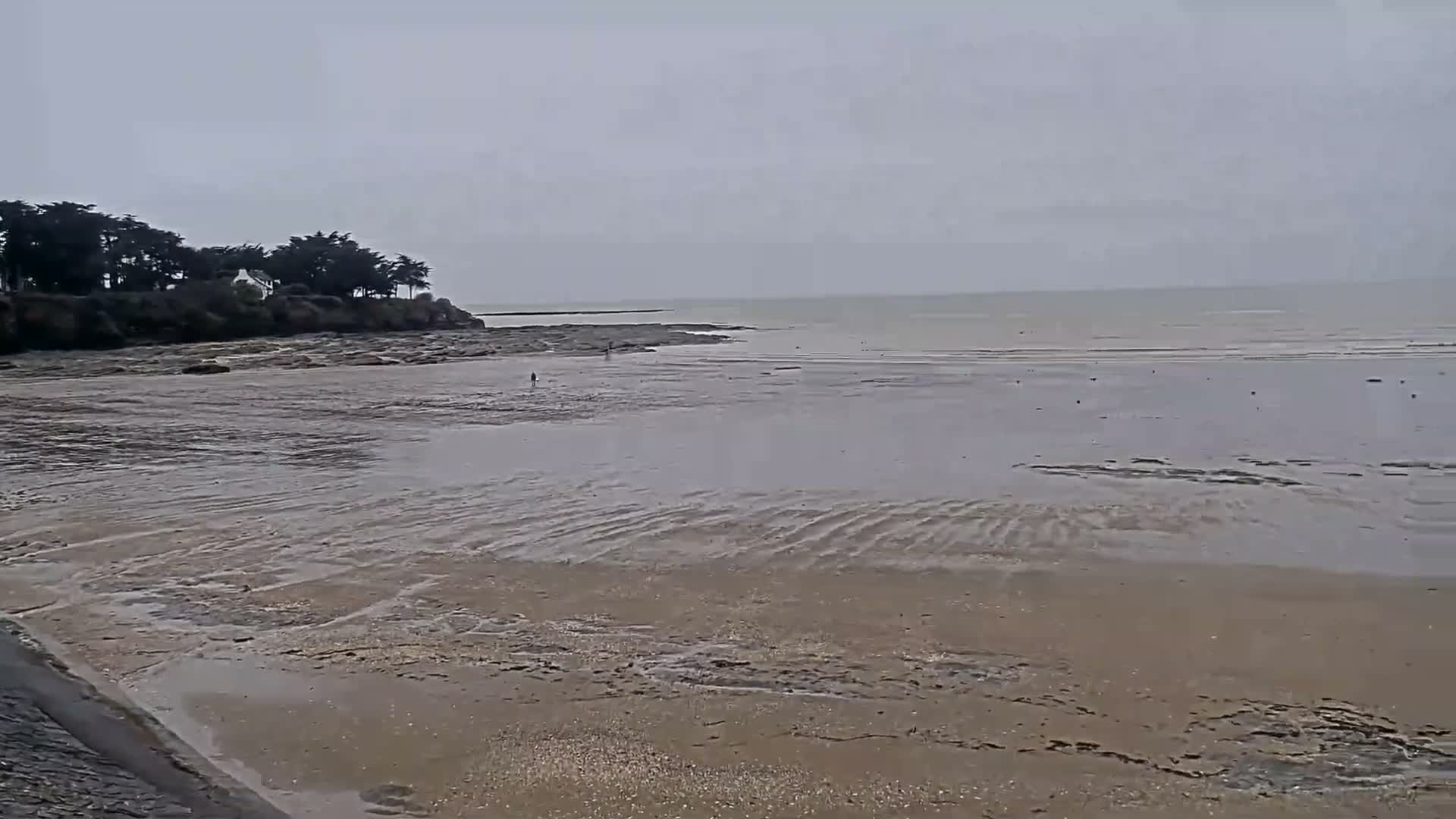 Pénestin, Plage de Betahon Beach Live Cam - Vannes, Morbihan, Bretagne, France