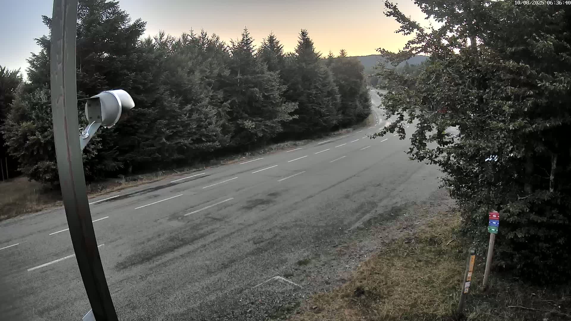 Val-d'Aigoual, Mount l'Aigoual - Station de Prat Peyrot 2 Live Cam - Le Vigan, Gard, Occitanie, France