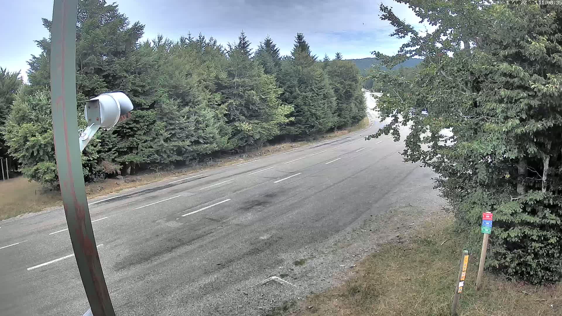 Val-d'Aigoual, Mount l'Aigoual - Station de Prat Peyrot 2 Live Cam - Le Vigan, Gard, Occitanie, France