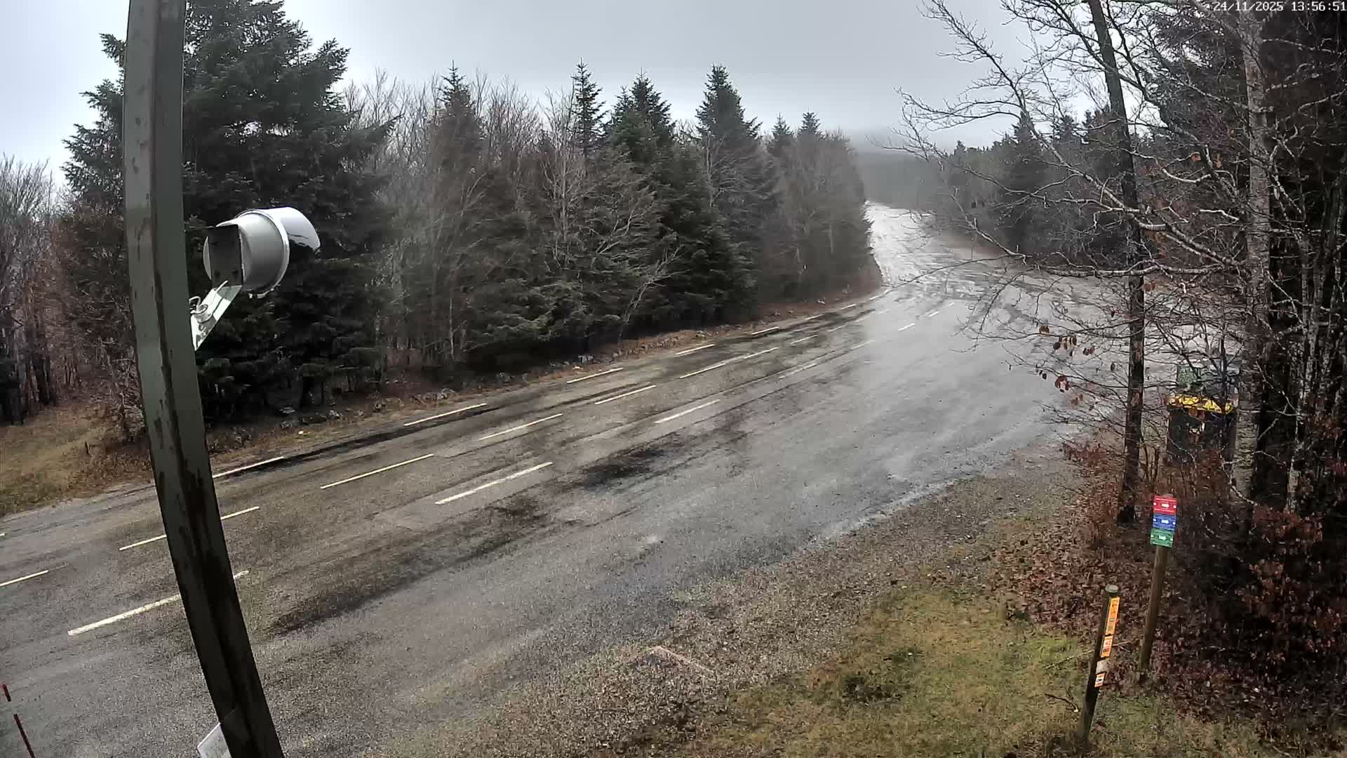 Val-d'Aigoual, Mount l'Aigoual - Station de Prat Peyrot 2 Live Cam - Le Vigan, Gard, Occitanie, France