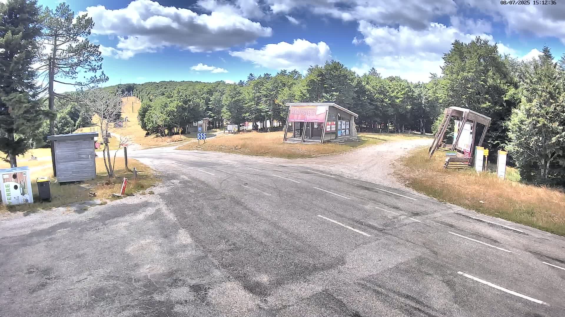Val-d'Aigoual, l'Aigoual Mount , Station de Prat Peyrot 1 Live Cam - Le Vigan, Gard, Occitanie, France