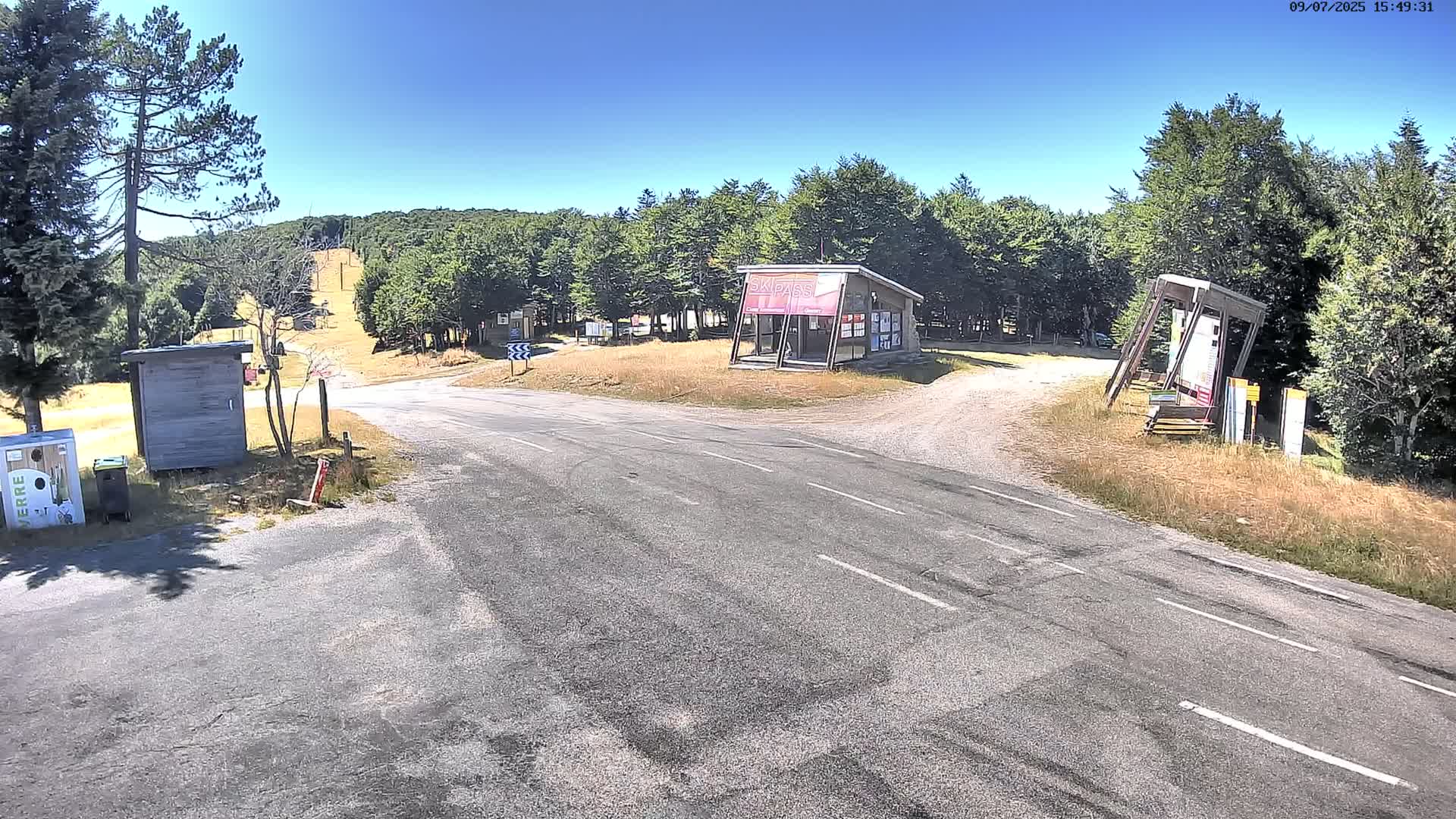 Val-d'Aigoual, l'Aigoual Mount , Station de Prat Peyrot 1 Live Cam - Le Vigan, Gard, Occitanie, France