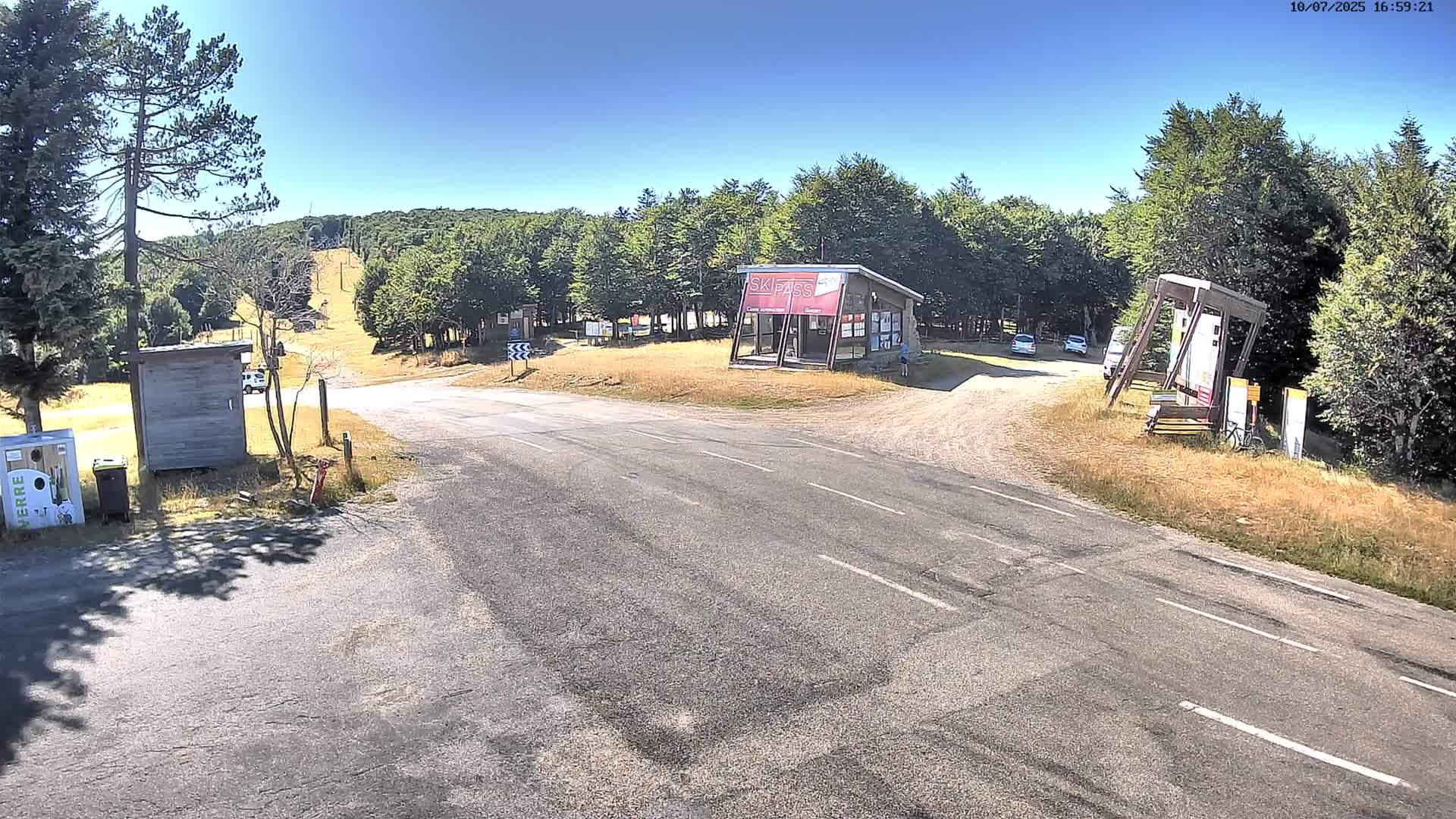 Val-d'Aigoual, l'Aigoual Mount , Station de Prat Peyrot 1 Live Cam - Le Vigan, Gard, Occitanie, France