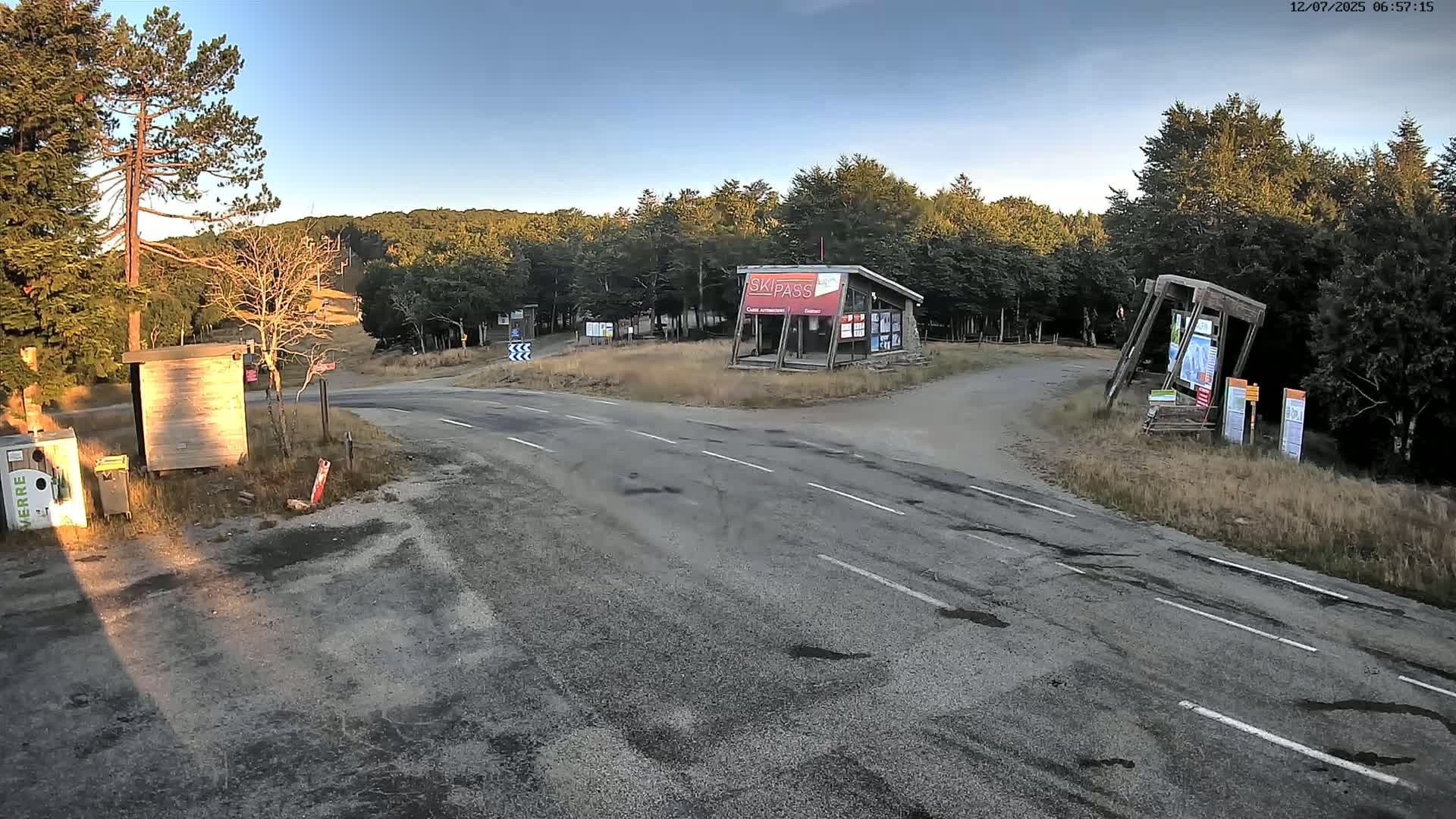 Val-d'Aigoual, l'Aigoual Mount , Station de Prat Peyrot 1 Live Cam - Le Vigan, Gard, Occitanie, France