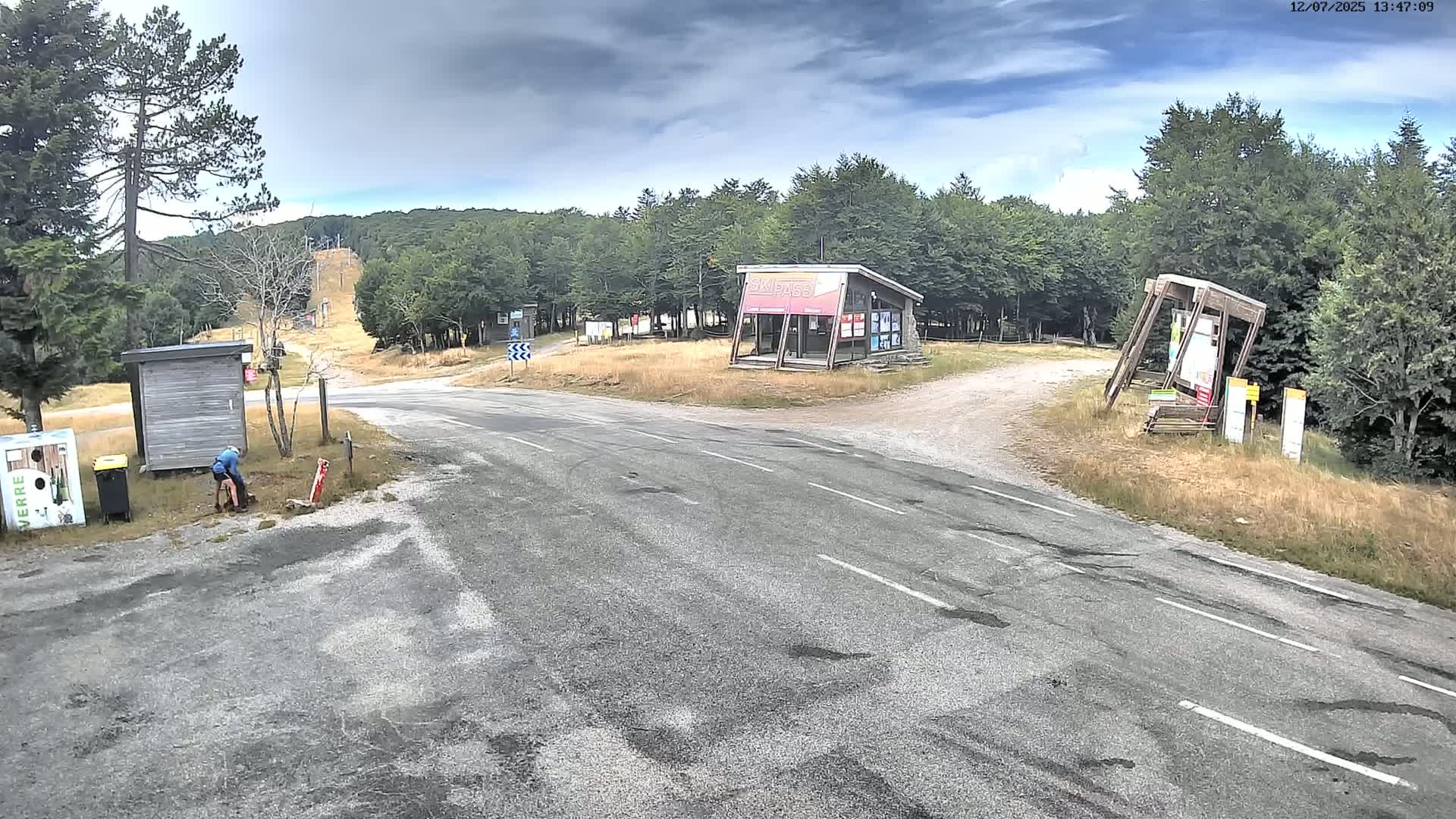 Val-d'Aigoual, l'Aigoual Mount , Station de Prat Peyrot 1 Live Cam - Le Vigan, Gard, Occitanie, France