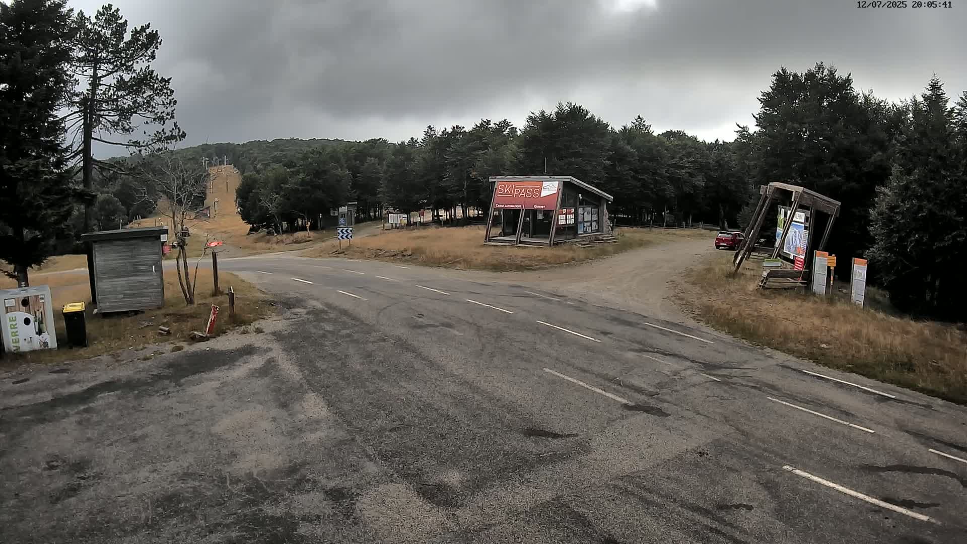 Val-d'Aigoual, l'Aigoual Mount , Station de Prat Peyrot 1 Live Cam - Le Vigan, Gard, Occitanie, France