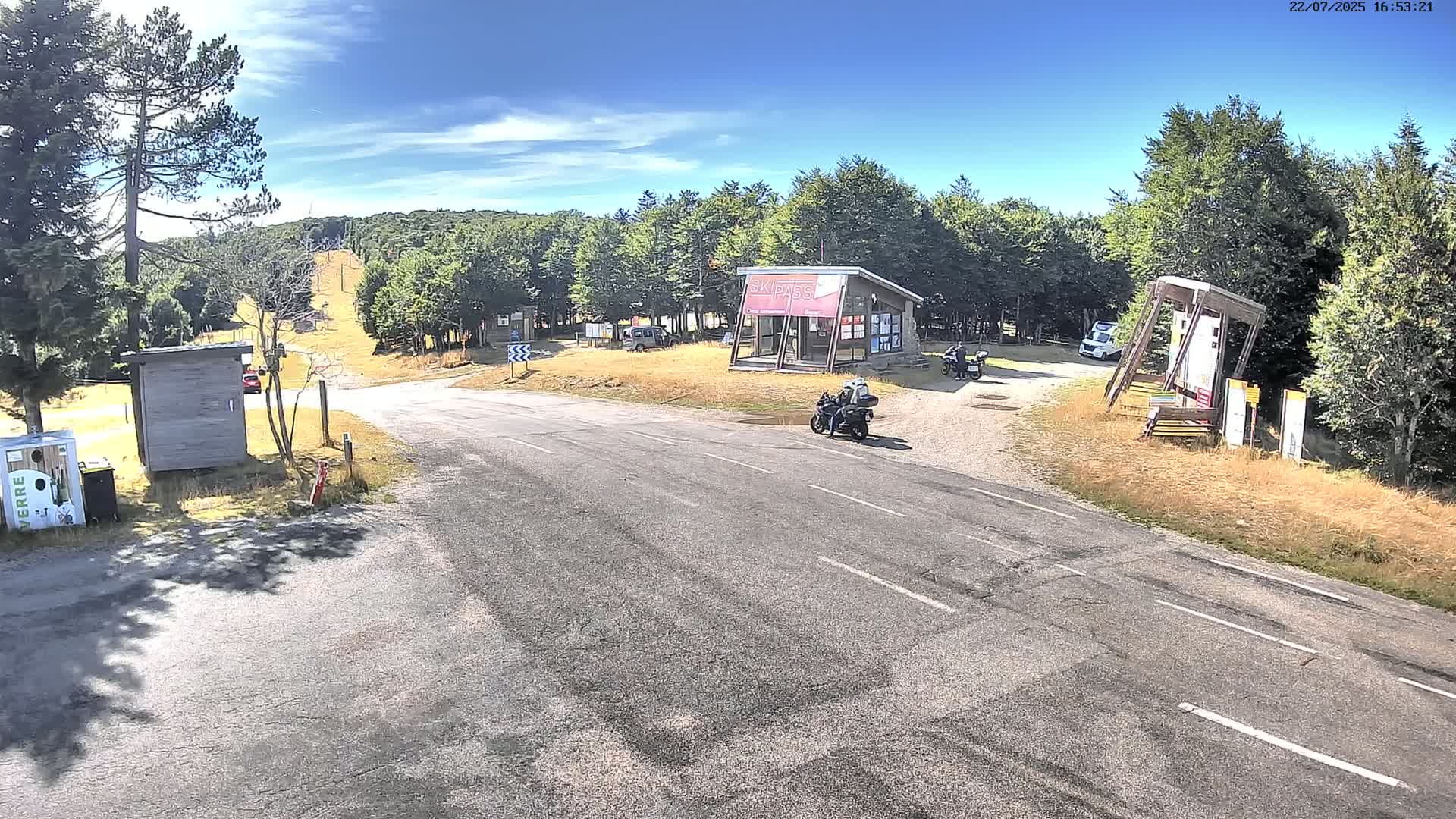 Val-d'Aigoual, l'Aigoual Mount , Station de Prat Peyrot 1 Live Cam - Le Vigan, Gard, Occitanie, France