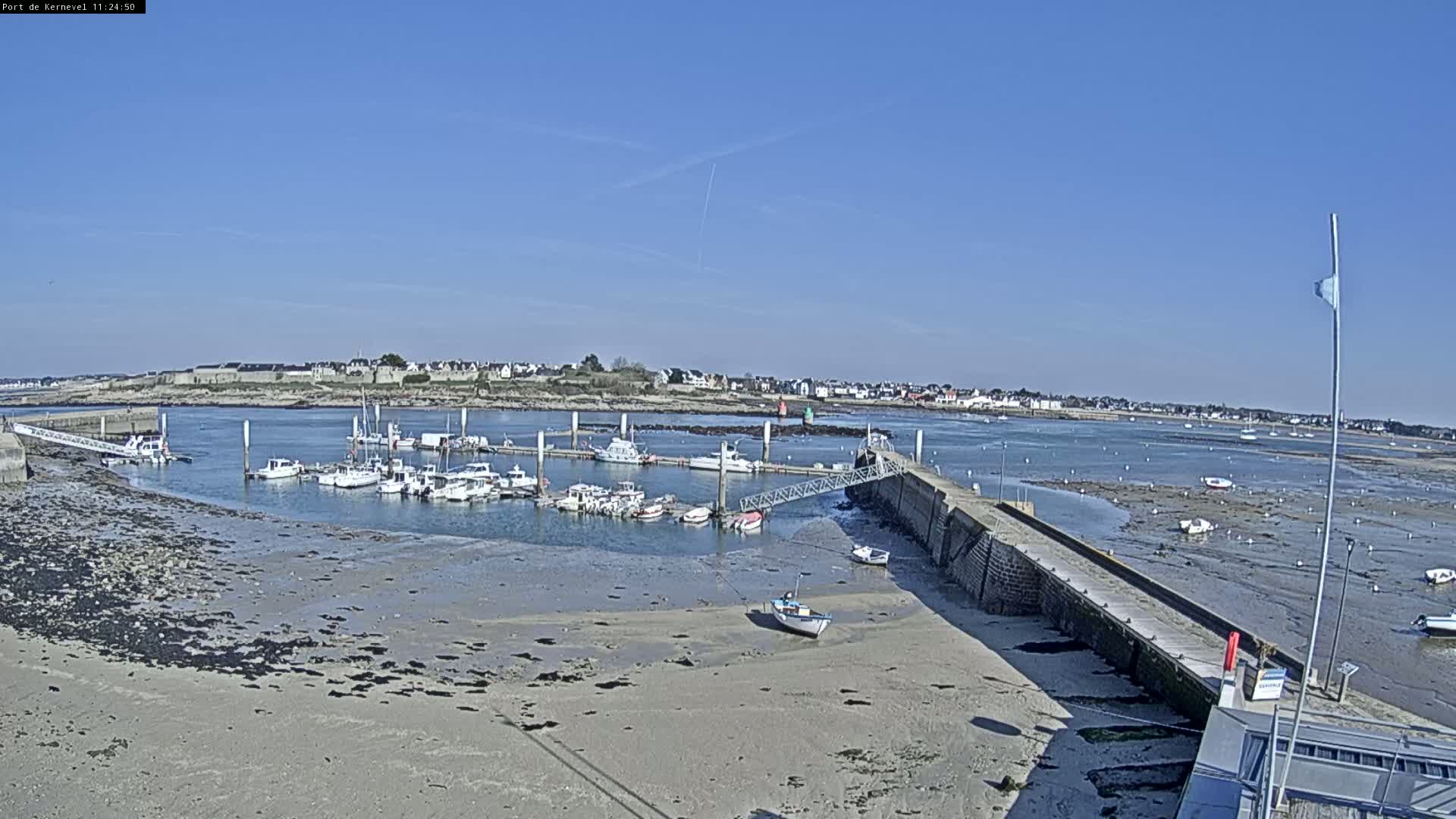 Port de Gavres Marine Live Cam - Lorient, Morbihan, Bretagne, France