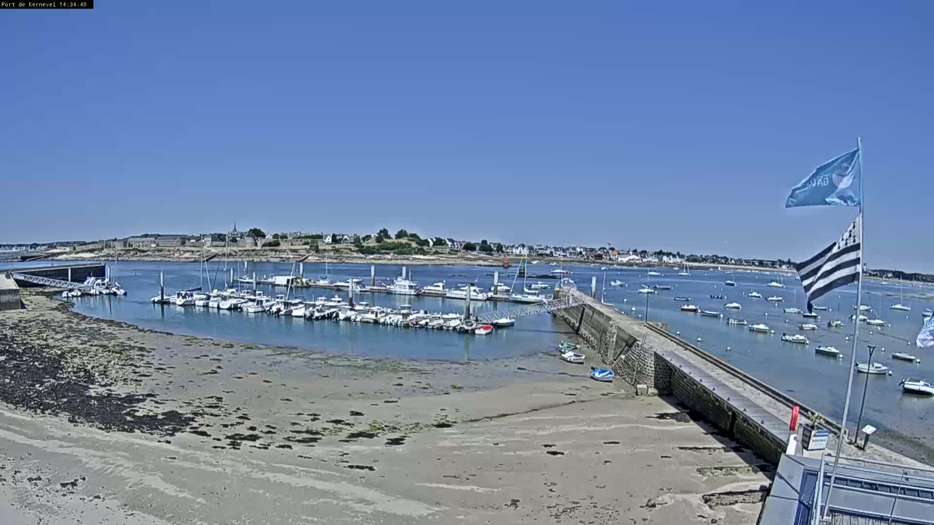 Port de Gavres Marine Live Cam - Lorient, Morbihan, Bretagne, France