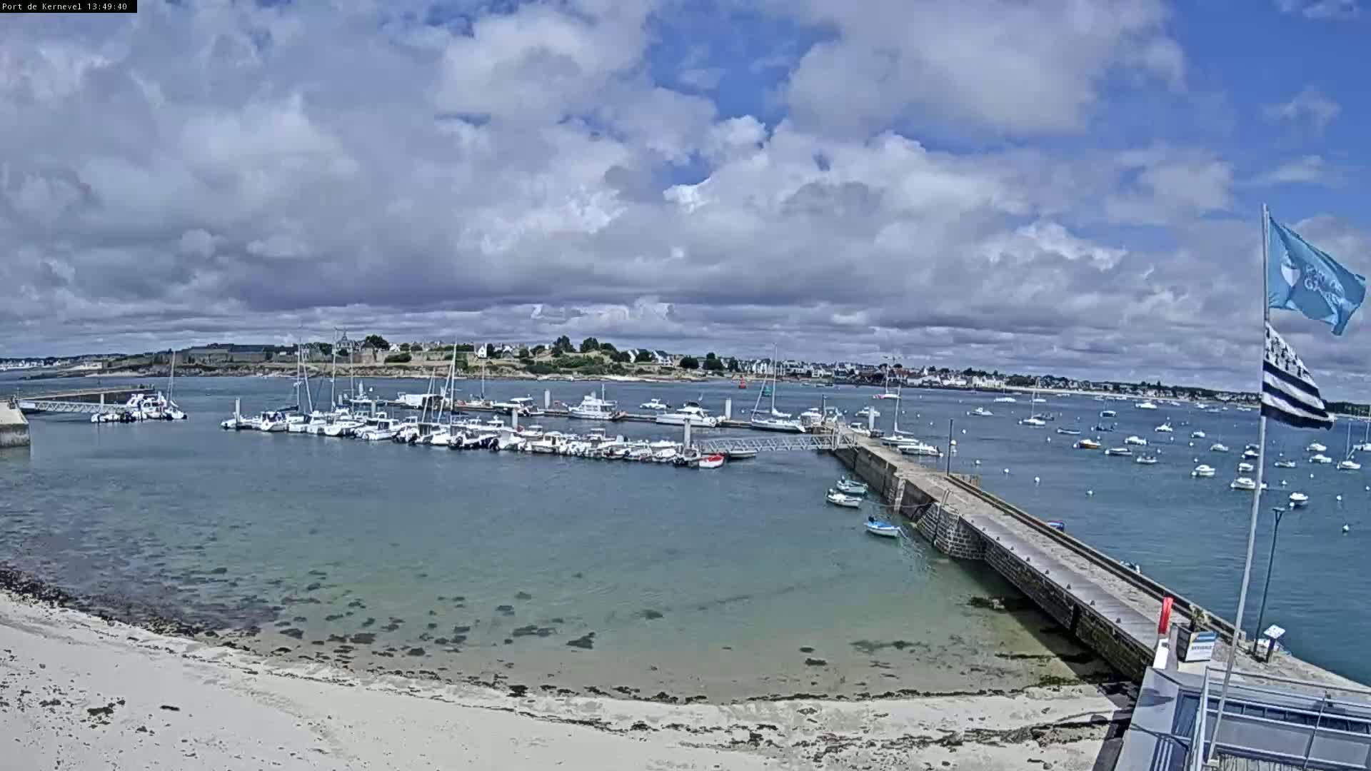 Port de Gavres Marine Live Cam - Lorient, Morbihan, Bretagne, France