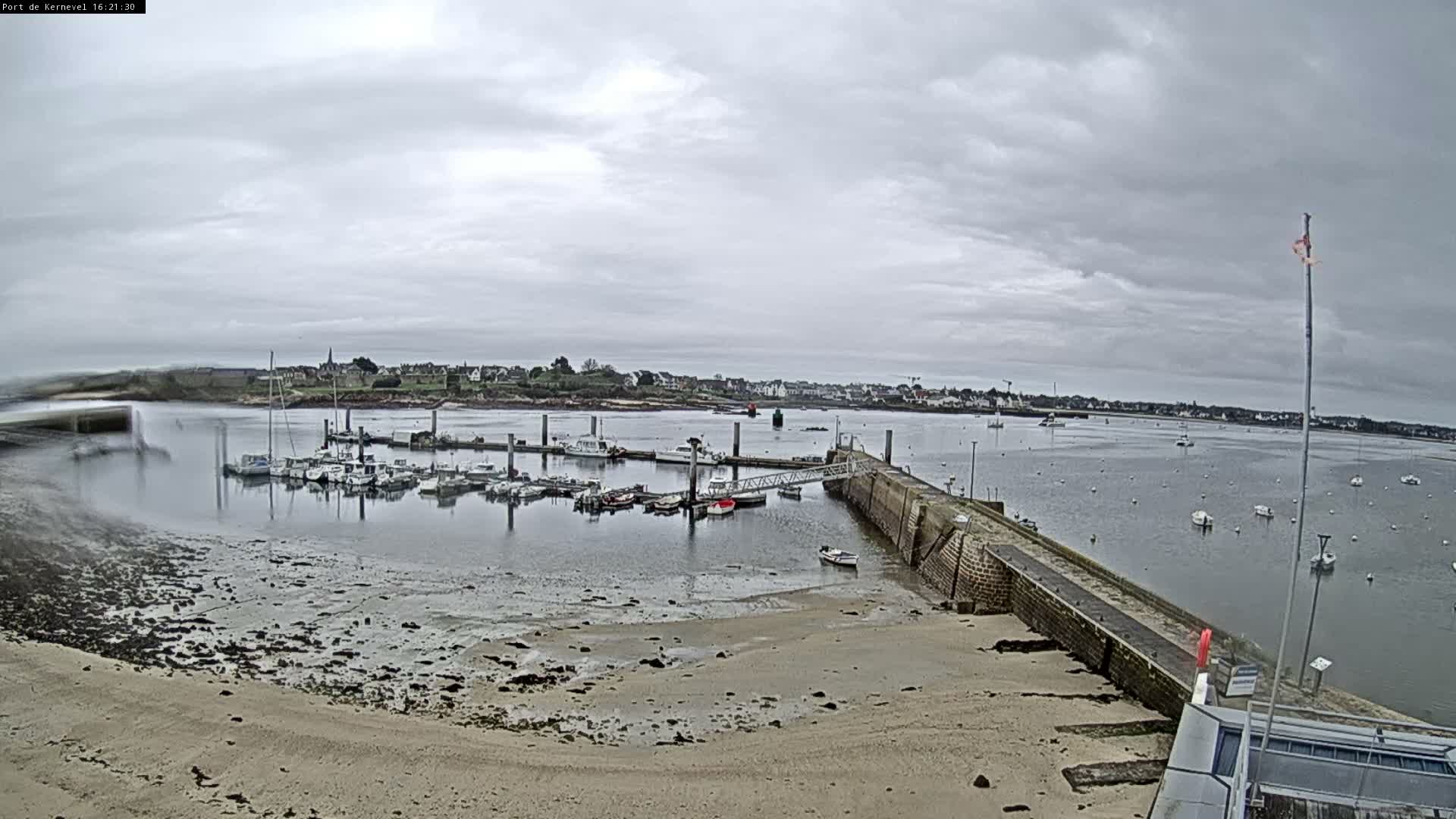 Port de Gavres Marine Live Cam - Lorient, Morbihan, Bretagne, France