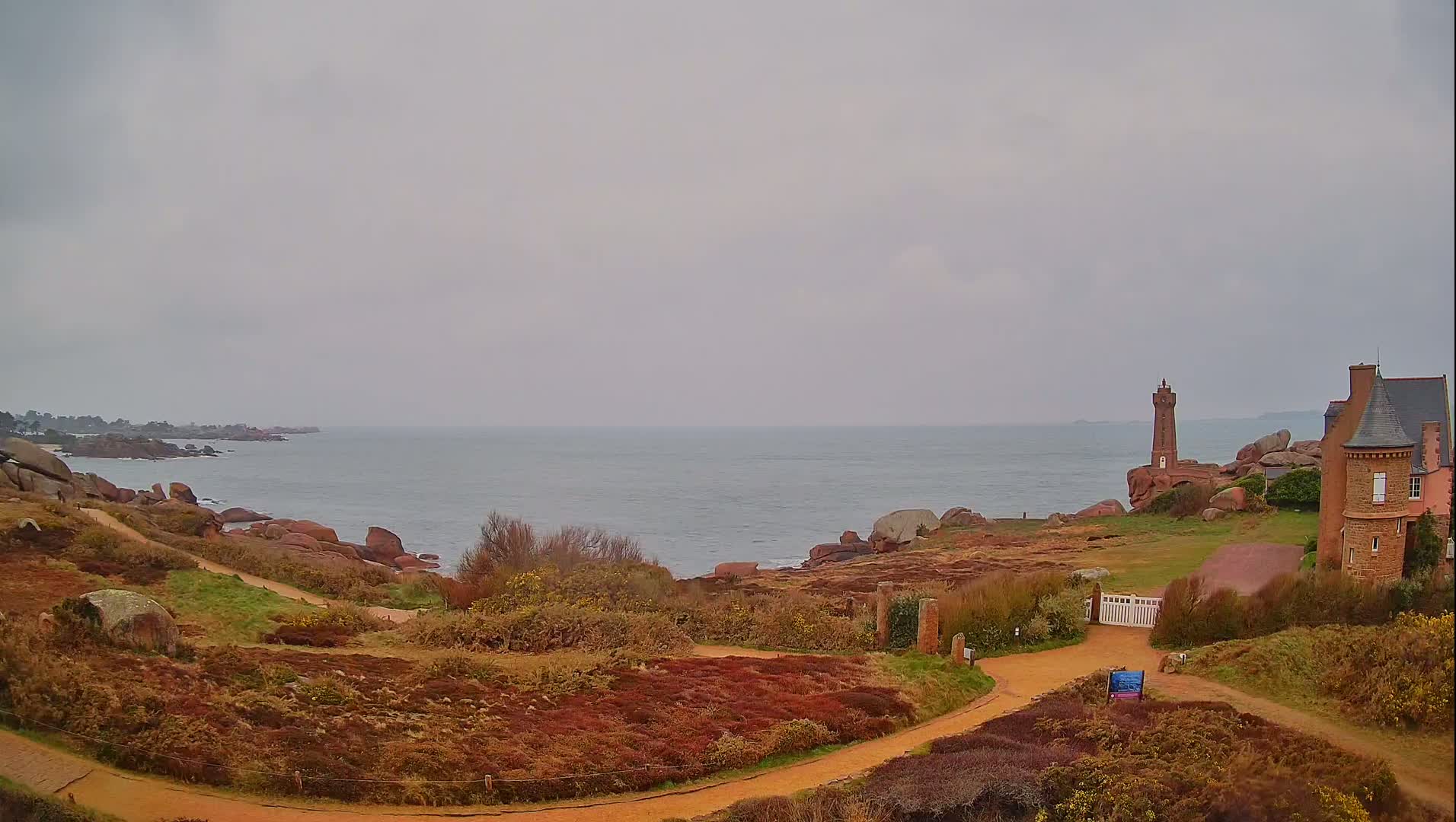 Perros-Guirec - Le Sentier des Douaniers Trekking( The Custom Path ) Live Cam -  Lannion, Cotes-d'Armor, Bretagne, France
