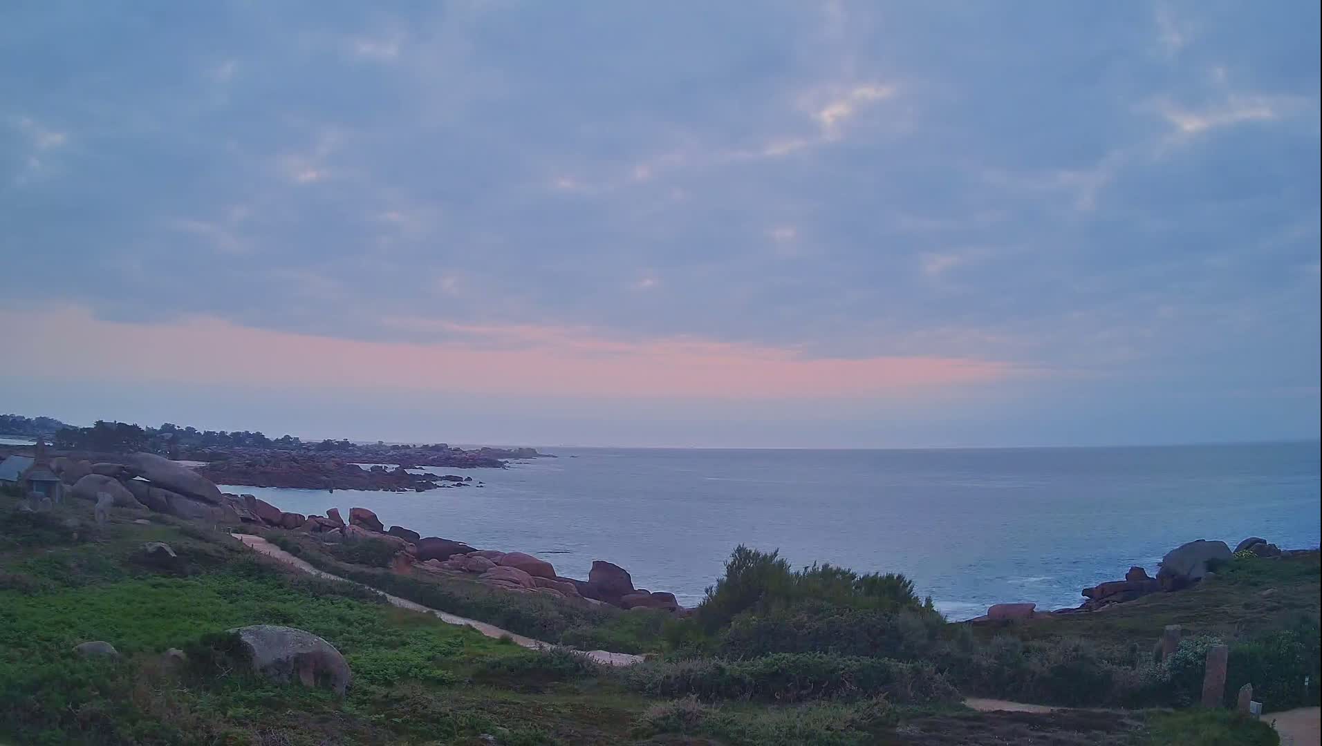 Perros-Guirec - Le Sentier des Douaniers Trekking( The Custom Path ) Live Cam -  Lannion, Cotes-d'Armor, Bretagne, France