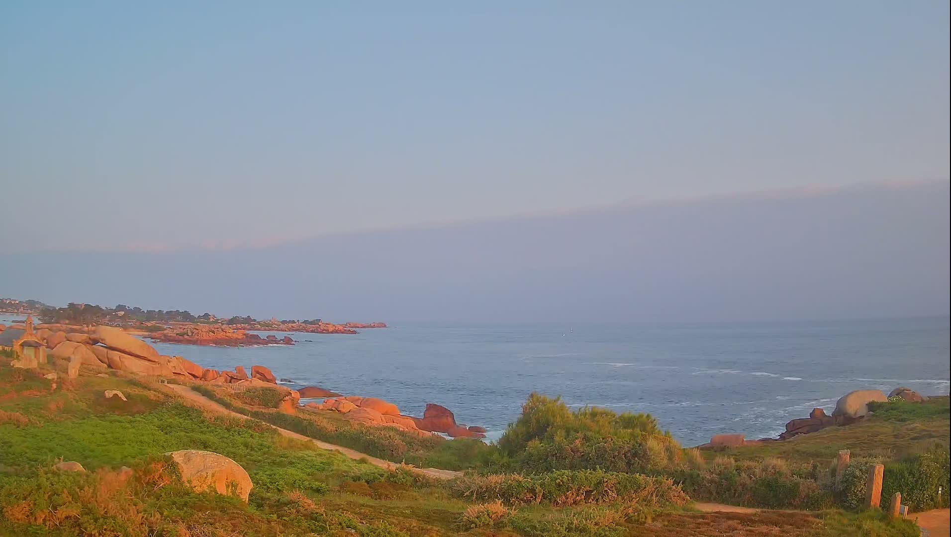 Perros-Guirec - Le Sentier des Douaniers Trekking( The Custom Path ) Live Cam -  Lannion, Cotes-d'Armor, Bretagne, France