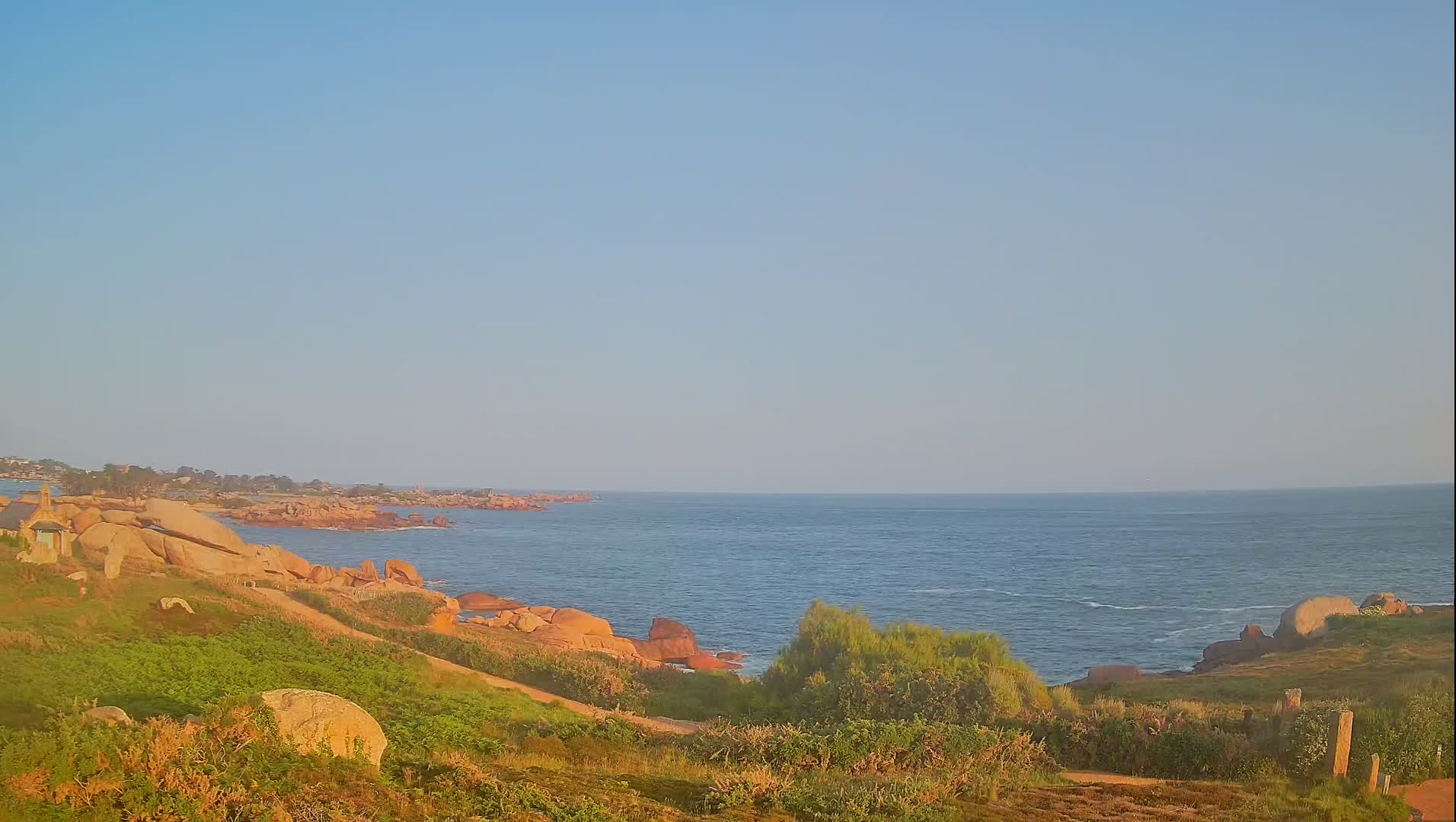Perros-Guirec - Le Sentier des Douaniers Trekking( The Custom Path ) Live Cam -  Lannion, Cotes-d'Armor, Bretagne, France