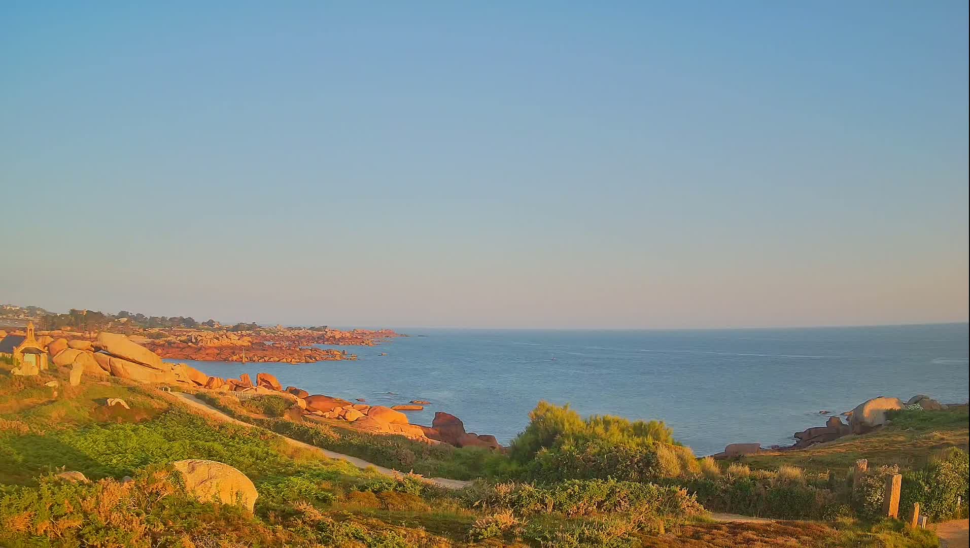 Perros-Guirec - Le Sentier des Douaniers Trekking( The Custom Path ) Live Cam -  Lannion, Cotes-d'Armor, Bretagne, France