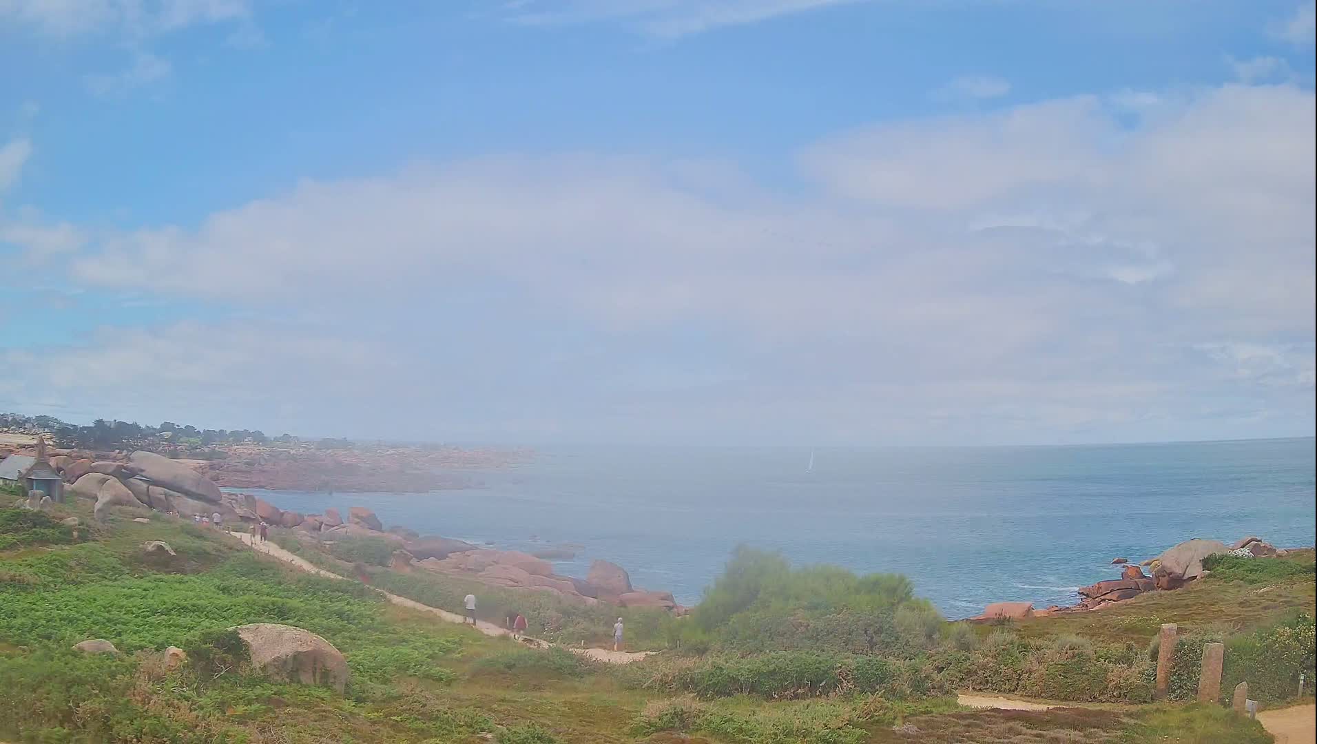 Perros-Guirec - Le Sentier des Douaniers Trekking( The Custom Path ) Live Cam -  Lannion, Cotes-d'Armor, Bretagne, France
