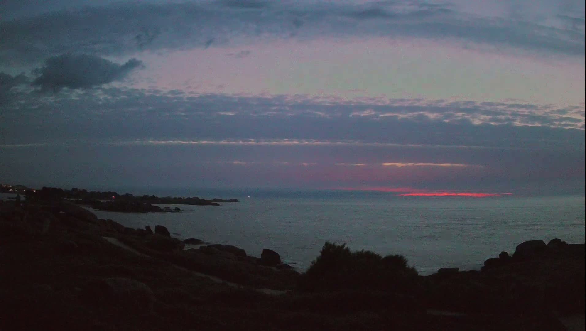 Perros-Guirec - Le Sentier des Douaniers Trekking( The Custom Path ) Live Cam -  Lannion, Cotes-d'Armor, Bretagne, France