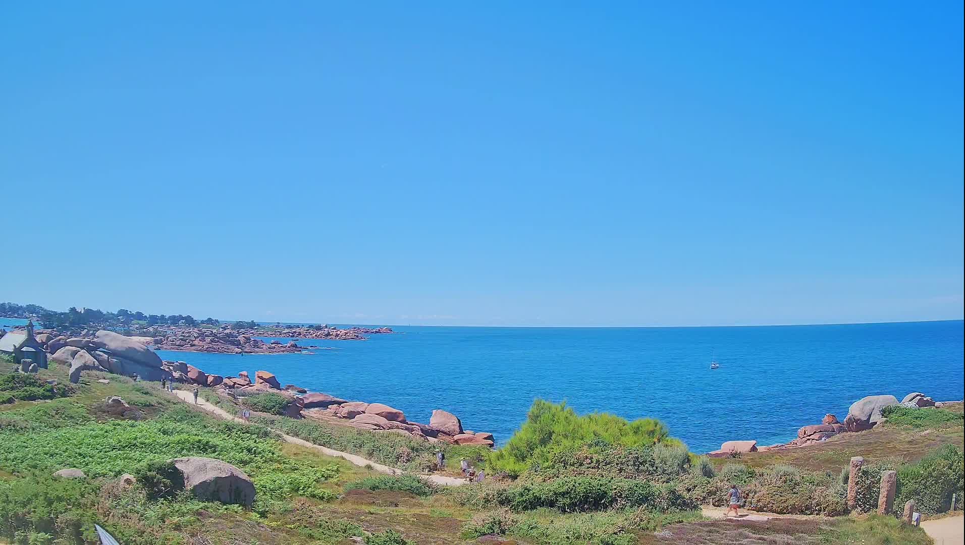 Perros-Guirec - Le Sentier des Douaniers Trekking( The Custom Path ) Live Cam -  Lannion, Cotes-d'Armor, Bretagne, France