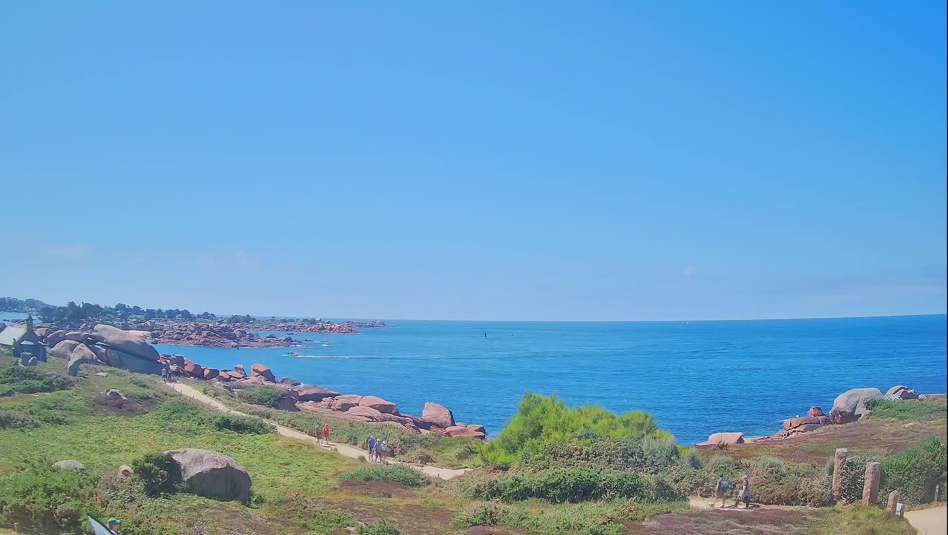 Perros-Guirec - Le Sentier des Douaniers Trekking( The Custom Path ) Live Cam -  Lannion, Cotes-d'Armor, Bretagne, France