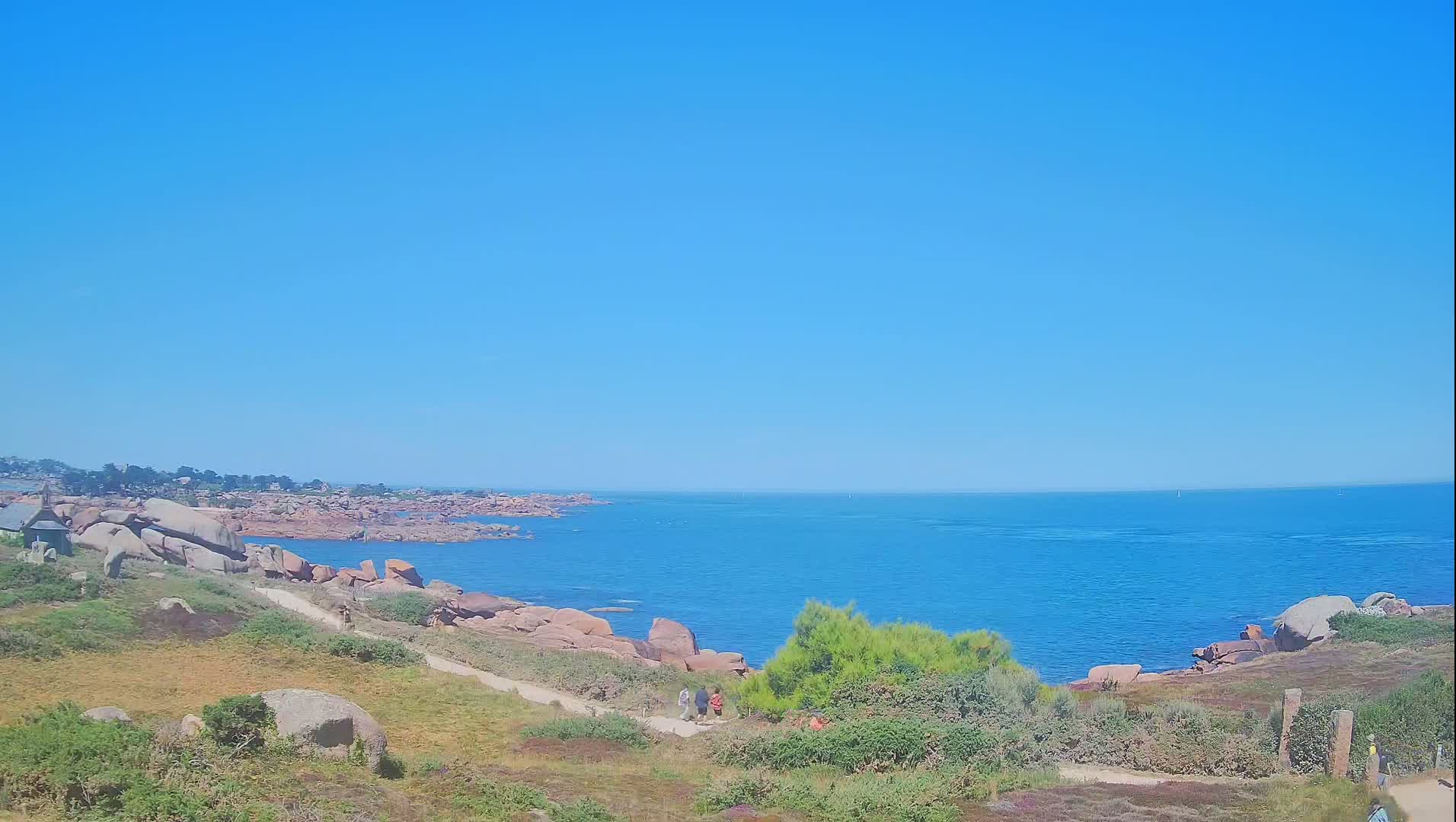 Perros-Guirec - Le Sentier des Douaniers Trekking( The Custom Path ) Live Cam -  Lannion, Cotes-d'Armor, Bretagne, France