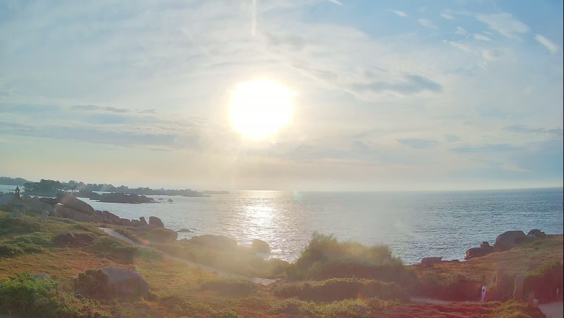 Perros-Guirec - Le Sentier des Douaniers Trekking( The Custom Path ) Live Cam -  Lannion, Cotes-d'Armor, Bretagne, France