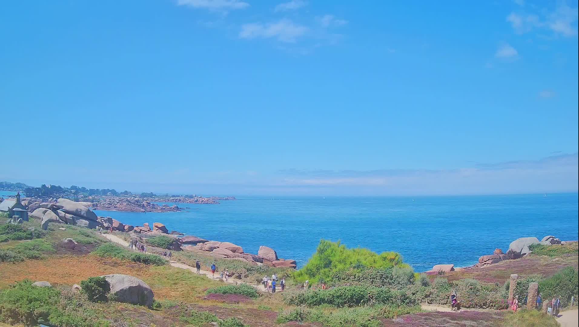 Perros-Guirec - Le Sentier des Douaniers Trekking( The Custom Path ) Live Cam -  Lannion, Cotes-d'Armor, Bretagne, France