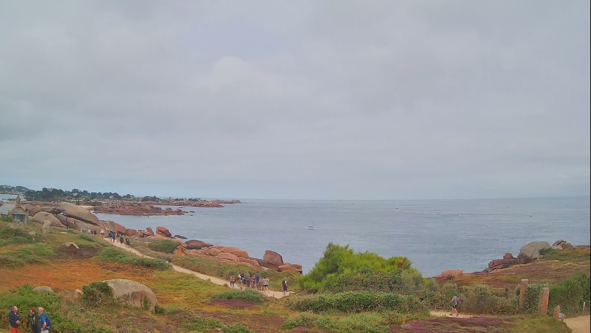 Perros-Guirec - Le Sentier des Douaniers Trekking( The Custom Path ) Live Cam -  Lannion, Cotes-d'Armor, Bretagne, France