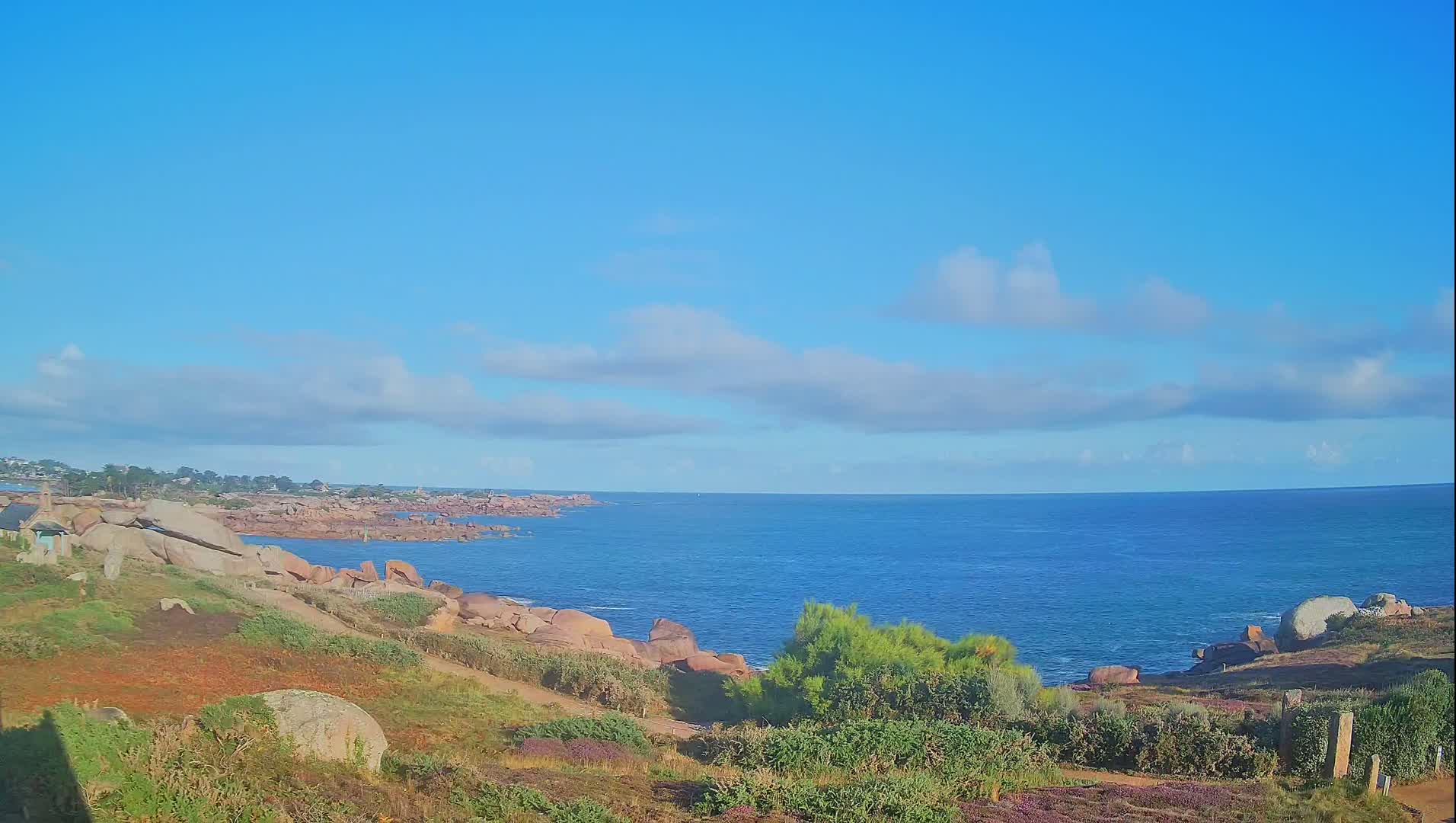 Perros-Guirec - Le Sentier des Douaniers Trekking( The Custom Path ) Live Cam -  Lannion, Cotes-d'Armor, Bretagne, France