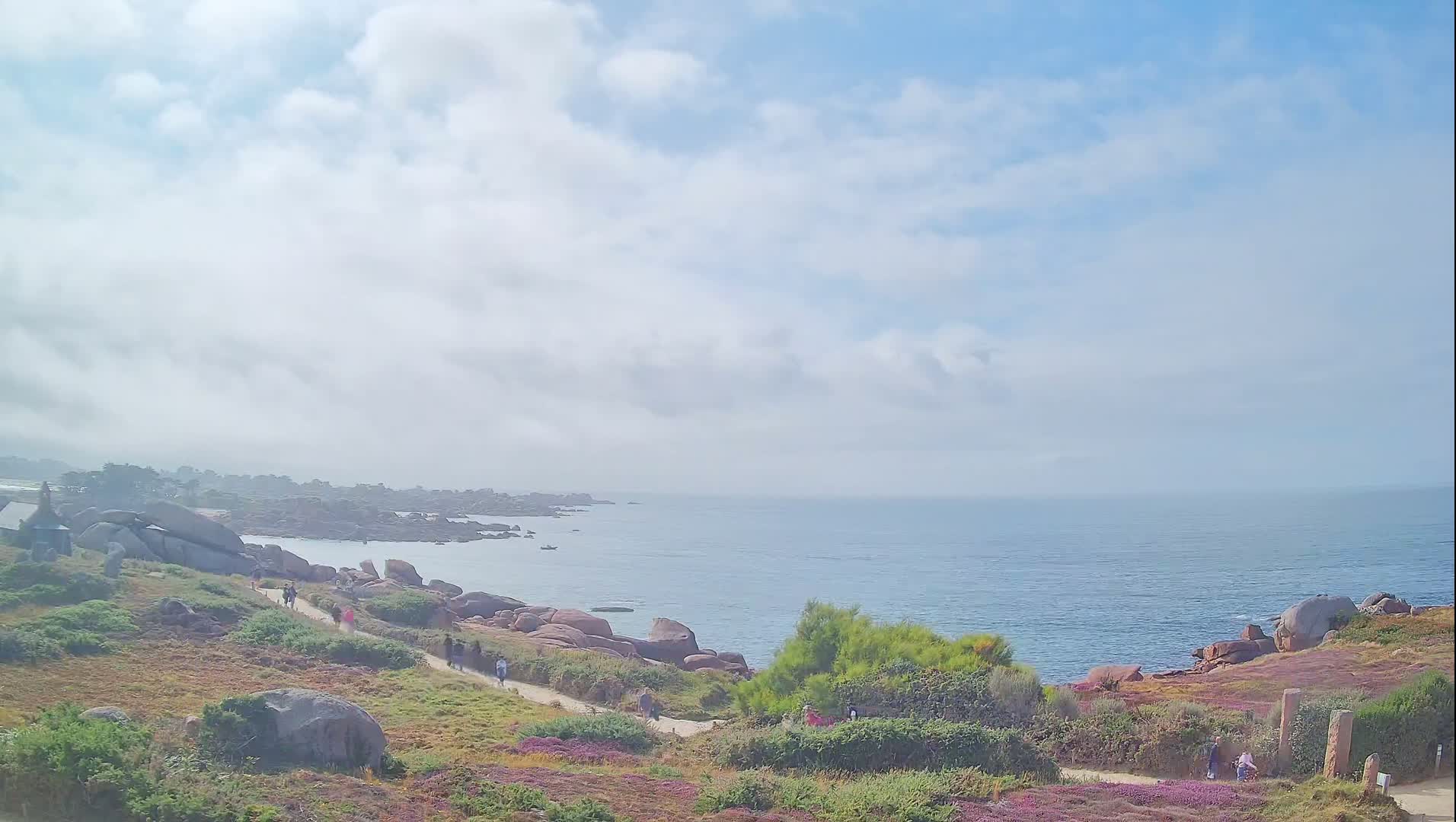 Perros-Guirec - Le Sentier des Douaniers Trekking( The Custom Path ) Live Cam -  Lannion, Cotes-d'Armor, Bretagne, France