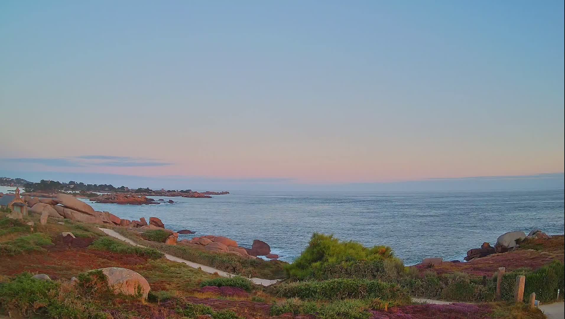 Perros-Guirec - Le Sentier des Douaniers Trekking( The Custom Path ) Live Cam -  Lannion, Cotes-d'Armor, Bretagne, France
