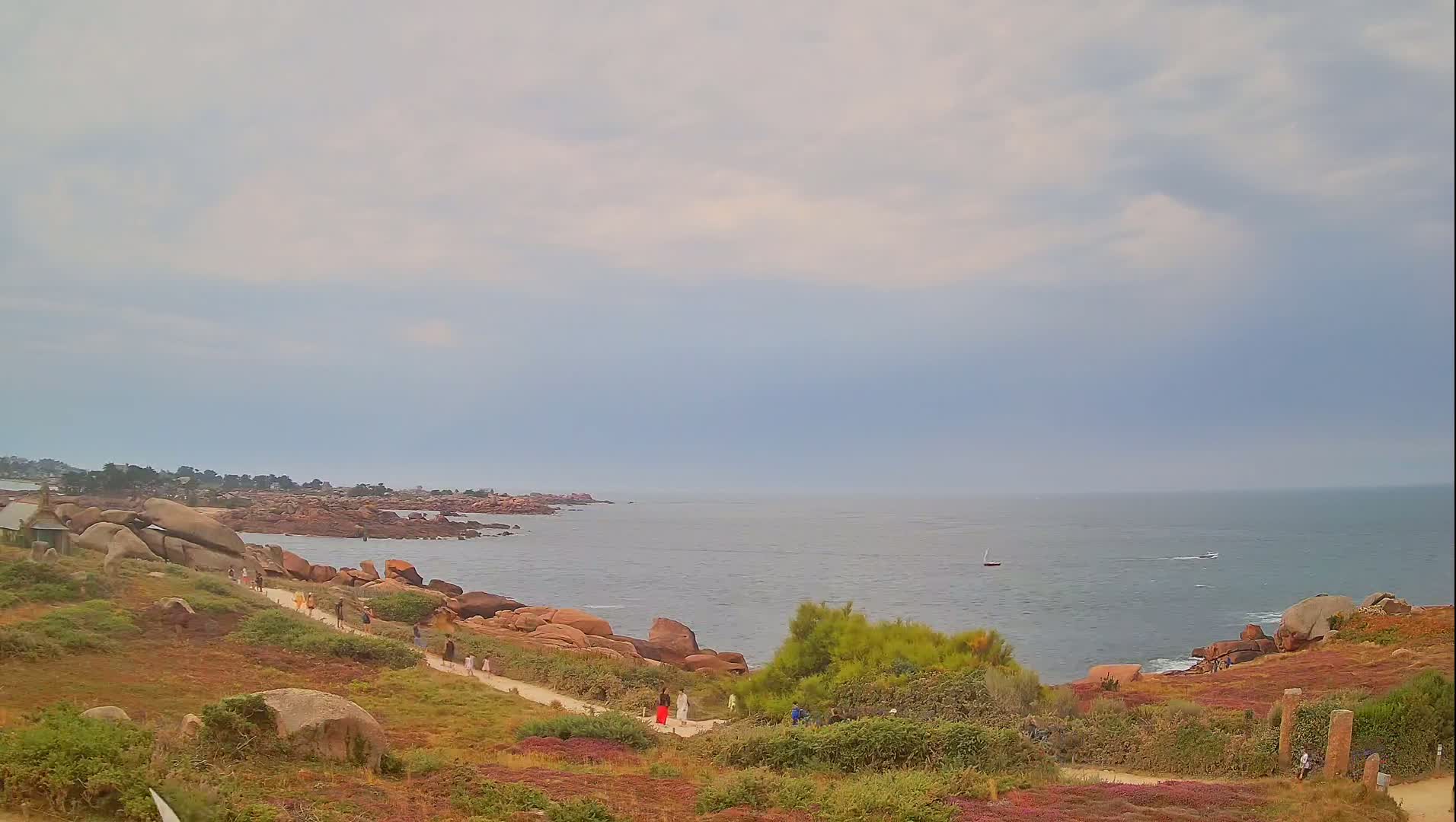 Perros-Guirec - Le Sentier des Douaniers Trekking( The Custom Path ) Live Cam -  Lannion, Cotes-d'Armor, Bretagne, France