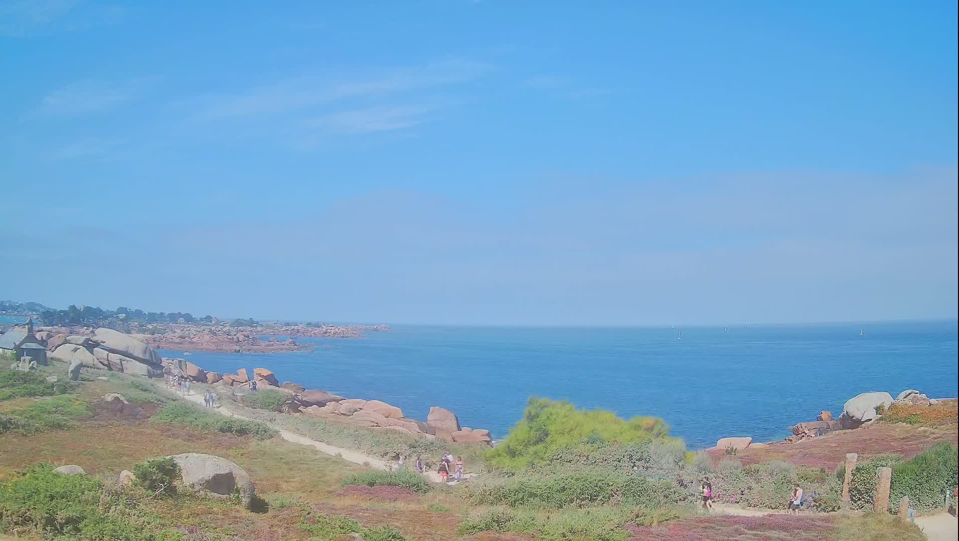 Perros-Guirec - Le Sentier des Douaniers Trekking( The Custom Path ) Live Cam -  Lannion, Cotes-d'Armor, Bretagne, France