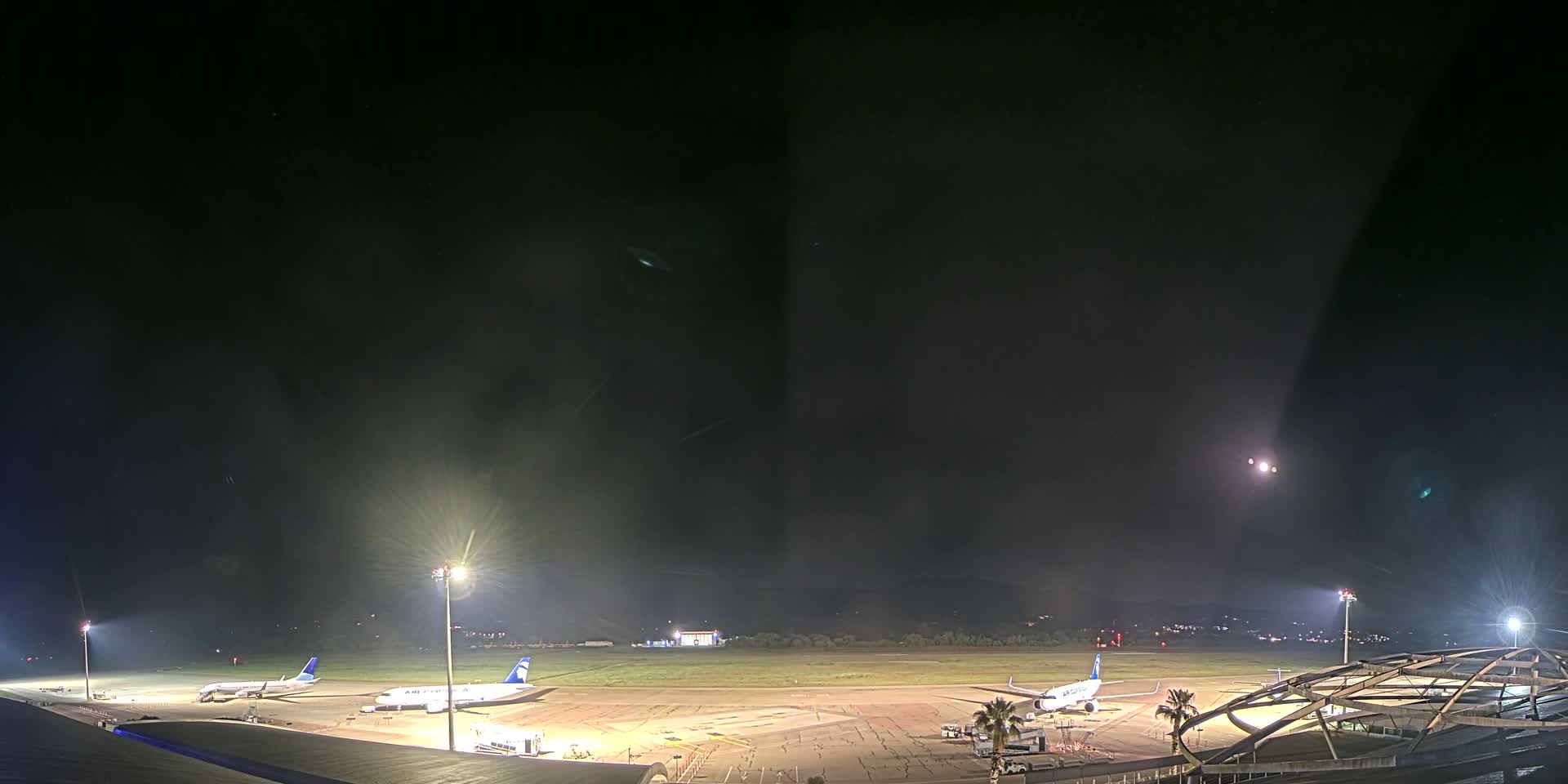 Aéroport Ajaccio Napoleon Bonaparte Airport Live Cam  AJA/LFKJ-  Ajaccio, Corse-du-Sud, Corse , France