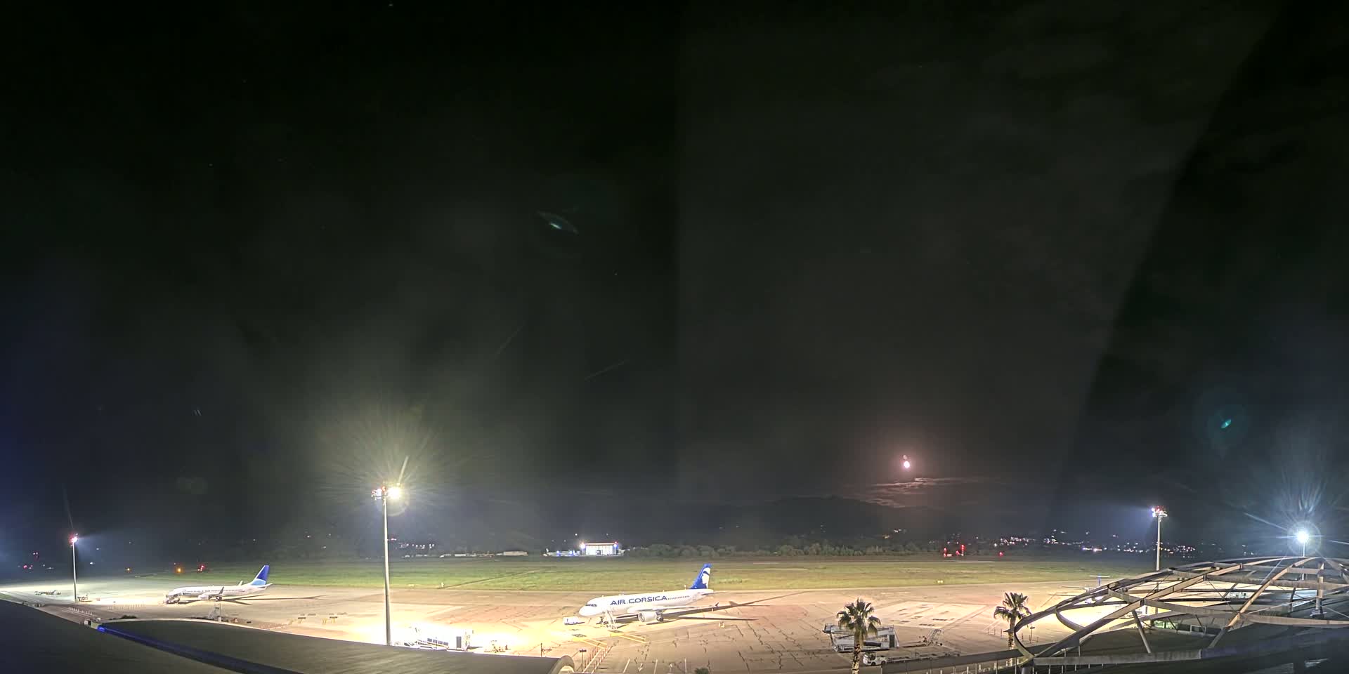 Aéroport Ajaccio Napoleon Bonaparte Airport Live Cam  AJA/LFKJ-  Ajaccio, Corse-du-Sud, Corse , France
