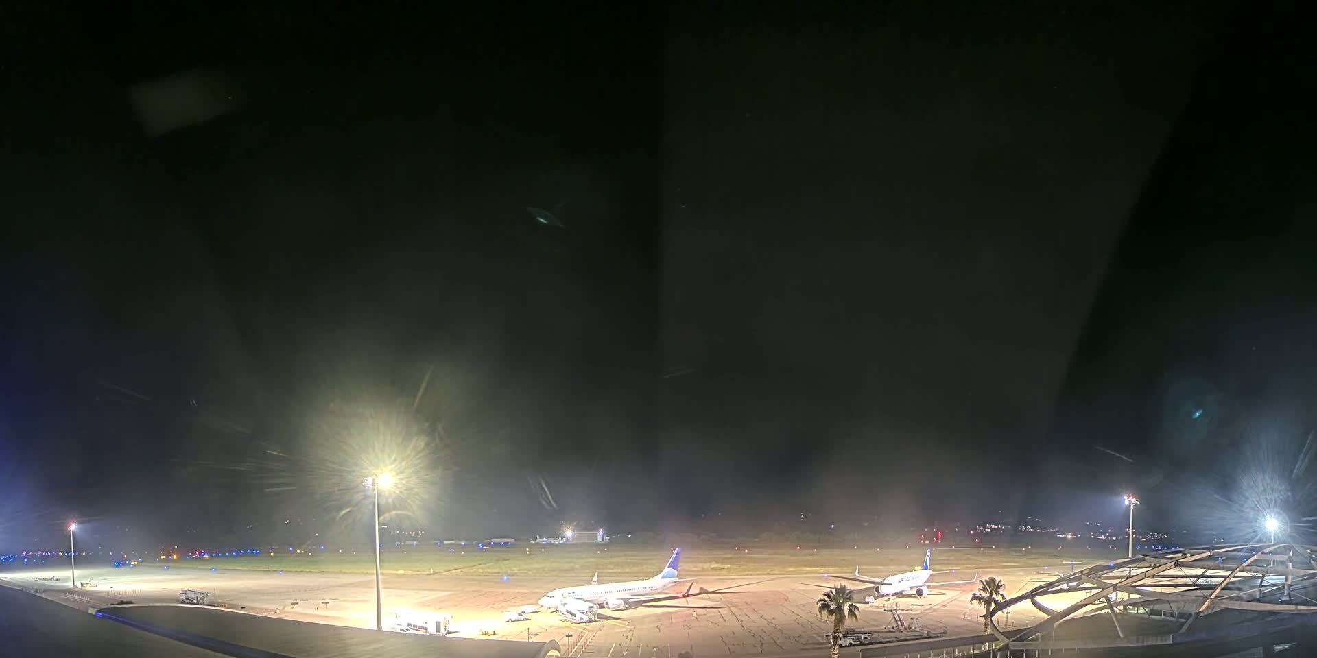 Aéroport Ajaccio Napoleon Bonaparte Airport Live Cam  AJA/LFKJ-  Ajaccio, Corse-du-Sud, Corse , France