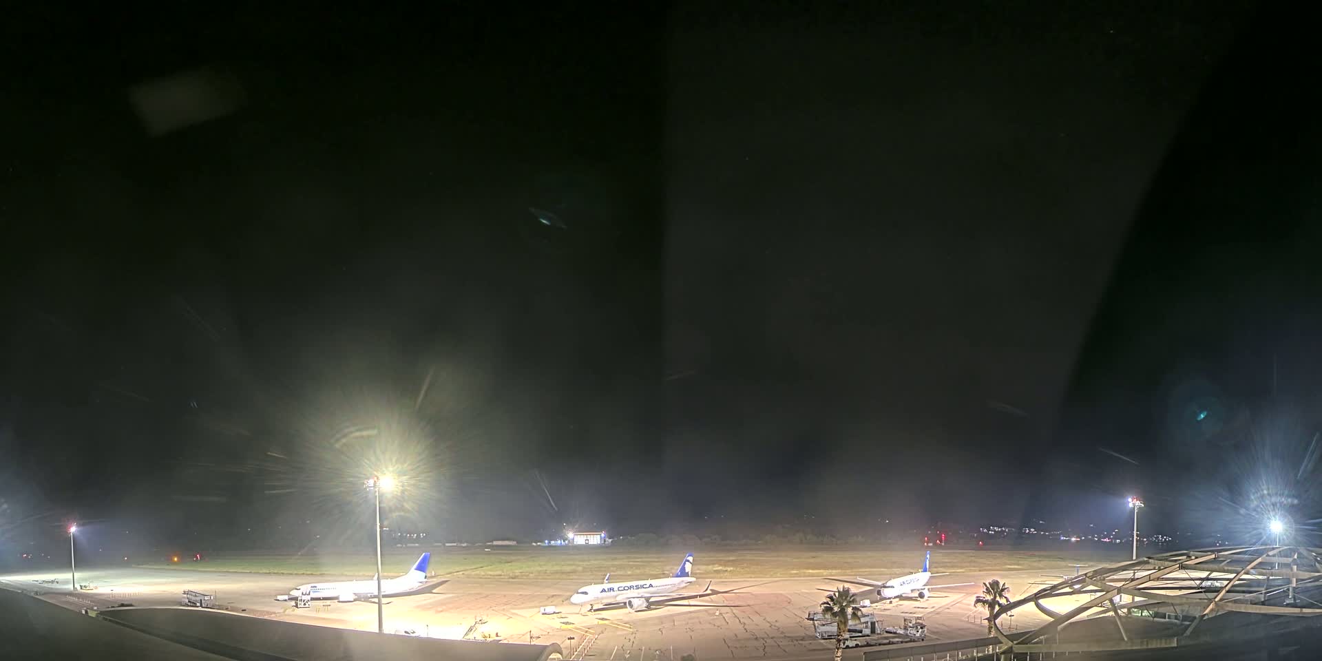 Aéroport Ajaccio Napoleon Bonaparte Airport Live Cam  AJA/LFKJ-  Ajaccio, Corse-du-Sud, Corse , France