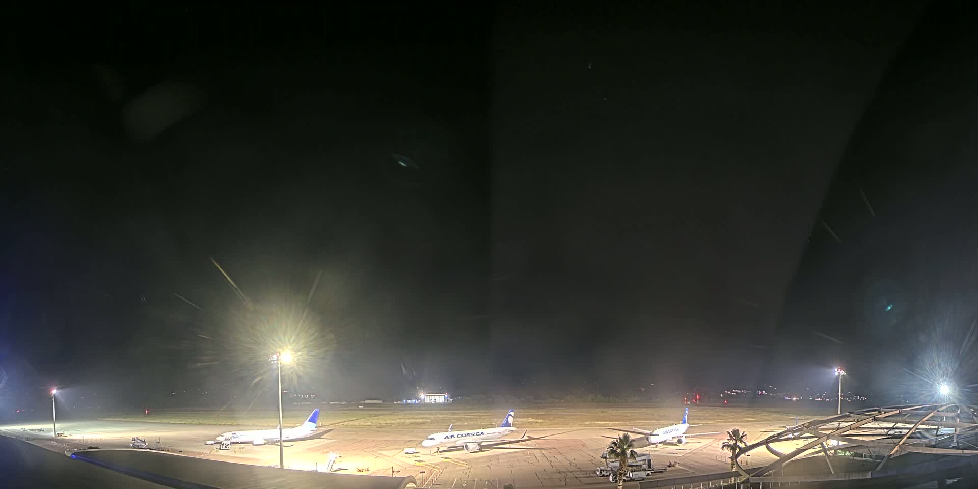 Aéroport Ajaccio Napoleon Bonaparte Airport Live Cam  AJA/LFKJ-  Ajaccio, Corse-du-Sud, Corse , France