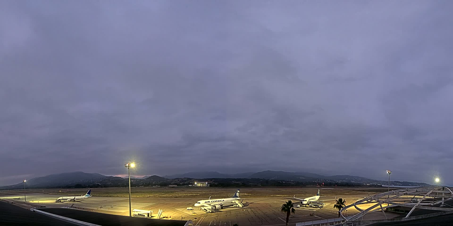 Aéroport Ajaccio Napoleon Bonaparte Airport Live Cam  AJA/LFKJ-  Ajaccio, Corse-du-Sud, Corse , France