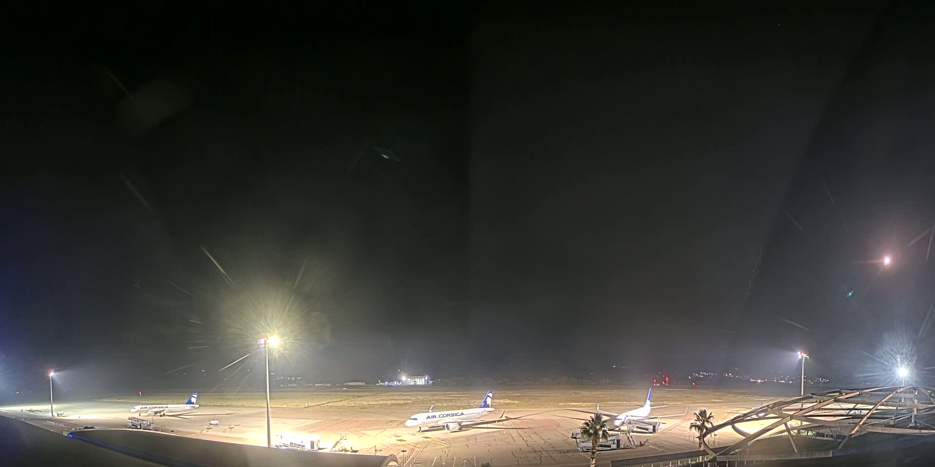 Aéroport Ajaccio Napoleon Bonaparte Airport Live Cam  AJA/LFKJ-  Ajaccio, Corse-du-Sud, Corse , France
