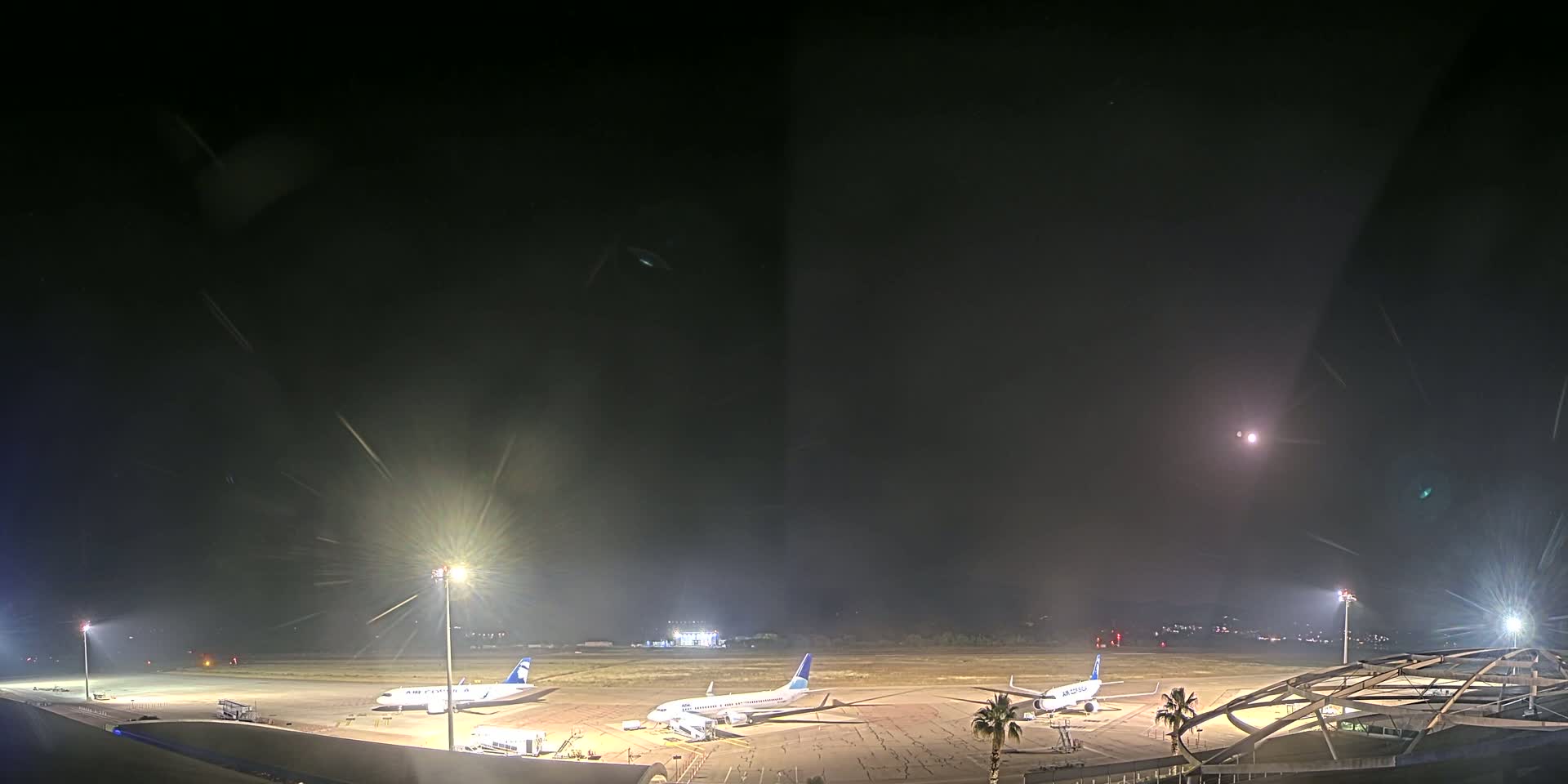 Aéroport Ajaccio Napoleon Bonaparte Airport Live Cam  AJA/LFKJ-  Ajaccio, Corse-du-Sud, Corse , France