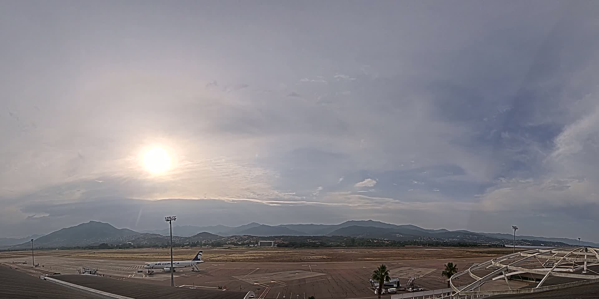 Aéroport Ajaccio Napoleon Bonaparte Airport Live Cam  AJA/LFKJ-  Ajaccio, Corse-du-Sud, Corse , France