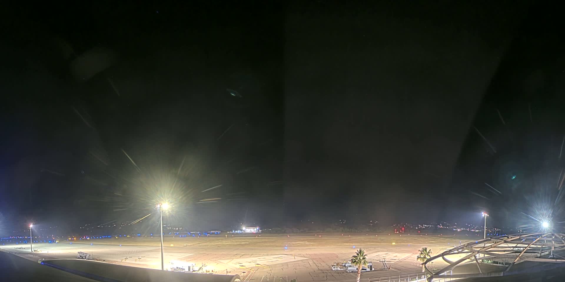 Aéroport Ajaccio Napoleon Bonaparte Airport Live Cam  AJA/LFKJ-  Ajaccio, Corse-du-Sud, Corse , France