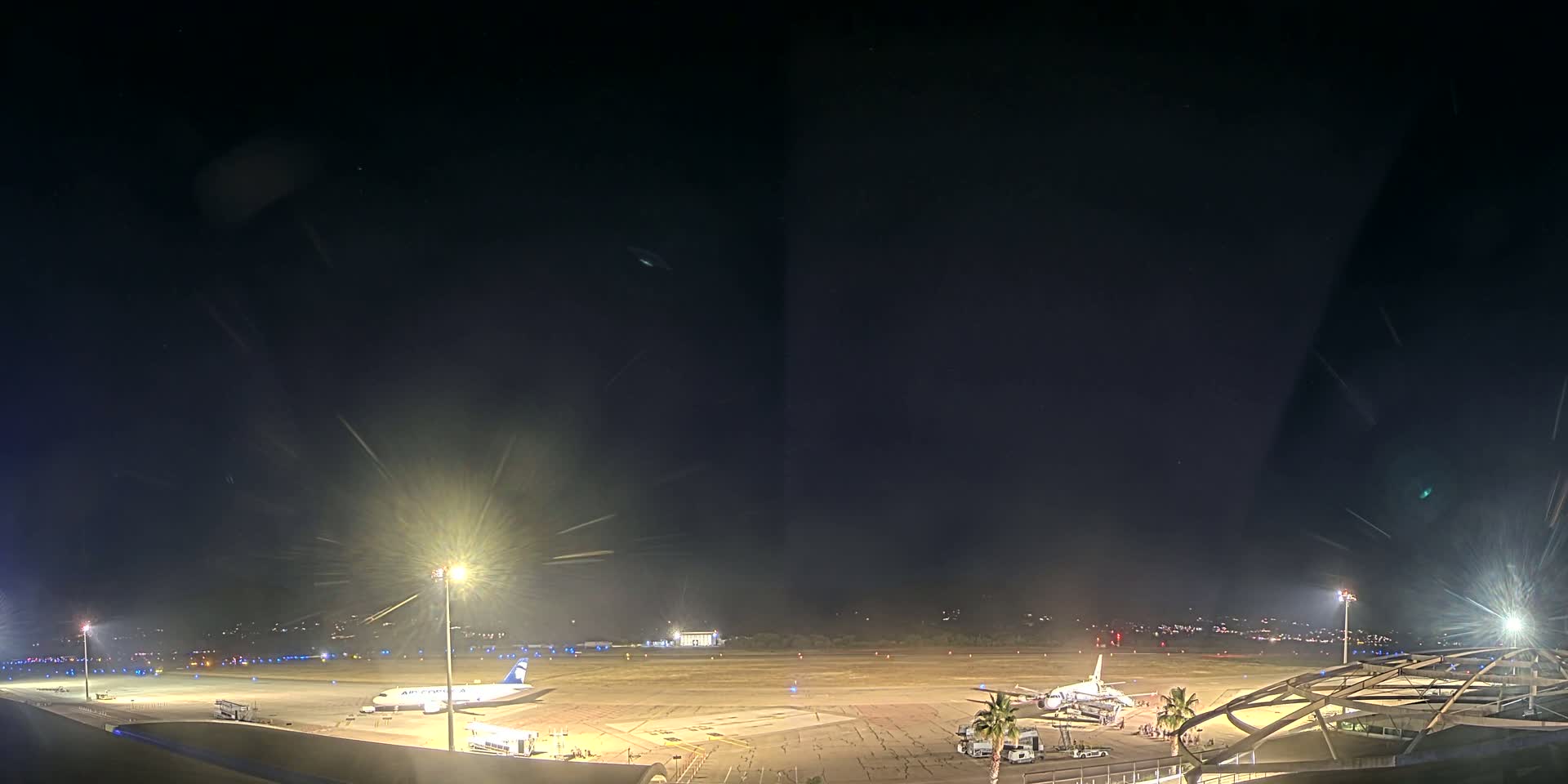 Aéroport Ajaccio Napoleon Bonaparte Airport Live Cam  AJA/LFKJ-  Ajaccio, Corse-du-Sud, Corse , France