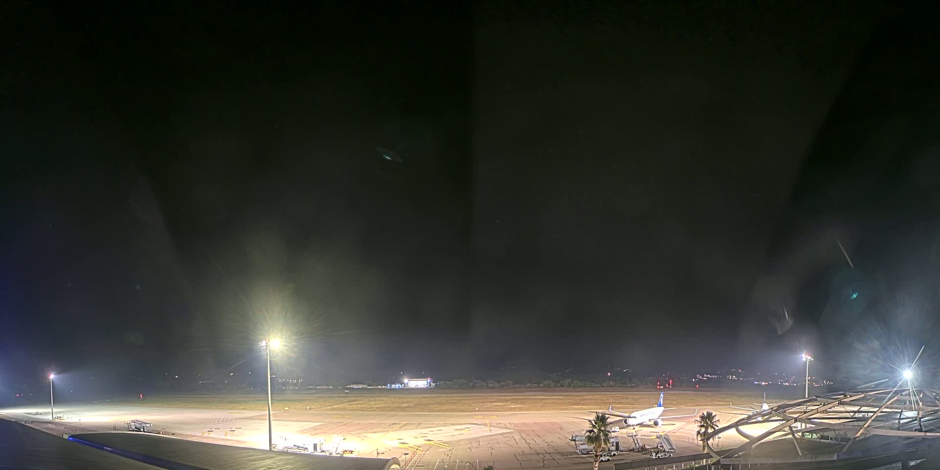 Aéroport Ajaccio Napoleon Bonaparte Airport Live Cam  AJA/LFKJ-  Ajaccio, Corse-du-Sud, Corse , France